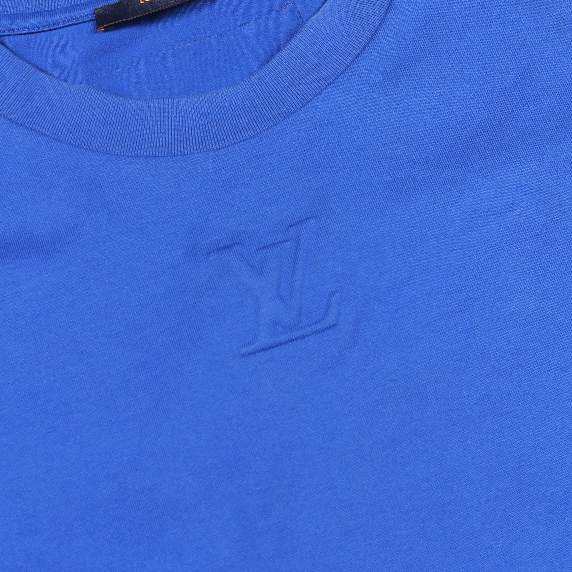 エンボスLVロゴ 半袖Tシャツ コットン ブルー ルイヴィトン トップス LOUIS VUITTON