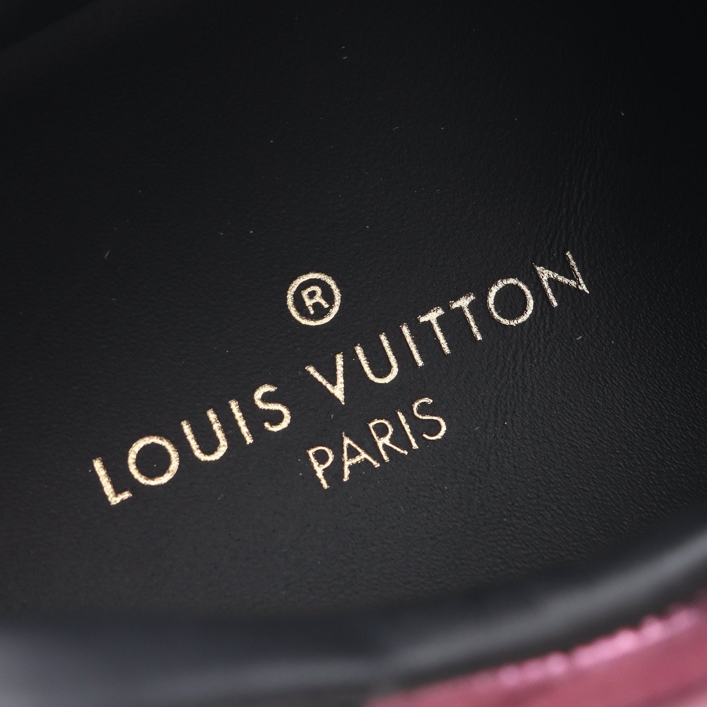 ランアウェイライン スニーカー レザー ホワイト ブラック パープル メタリック ルイヴィトン シューズ LOUIS VUITTON