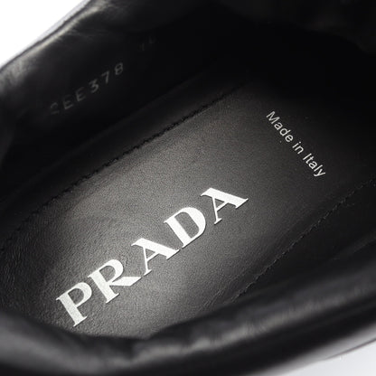 スニーカー レザー ブラック ホワイト 三角プレート プラダ シューズ PRADA