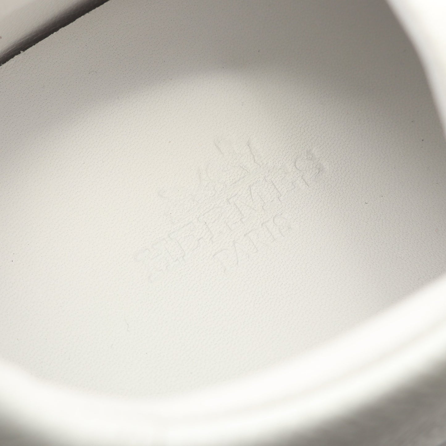 ブーメラン ローカットスニーカー レザー ホワイト ピンク マルチカラー エルメス シューズ HERMES