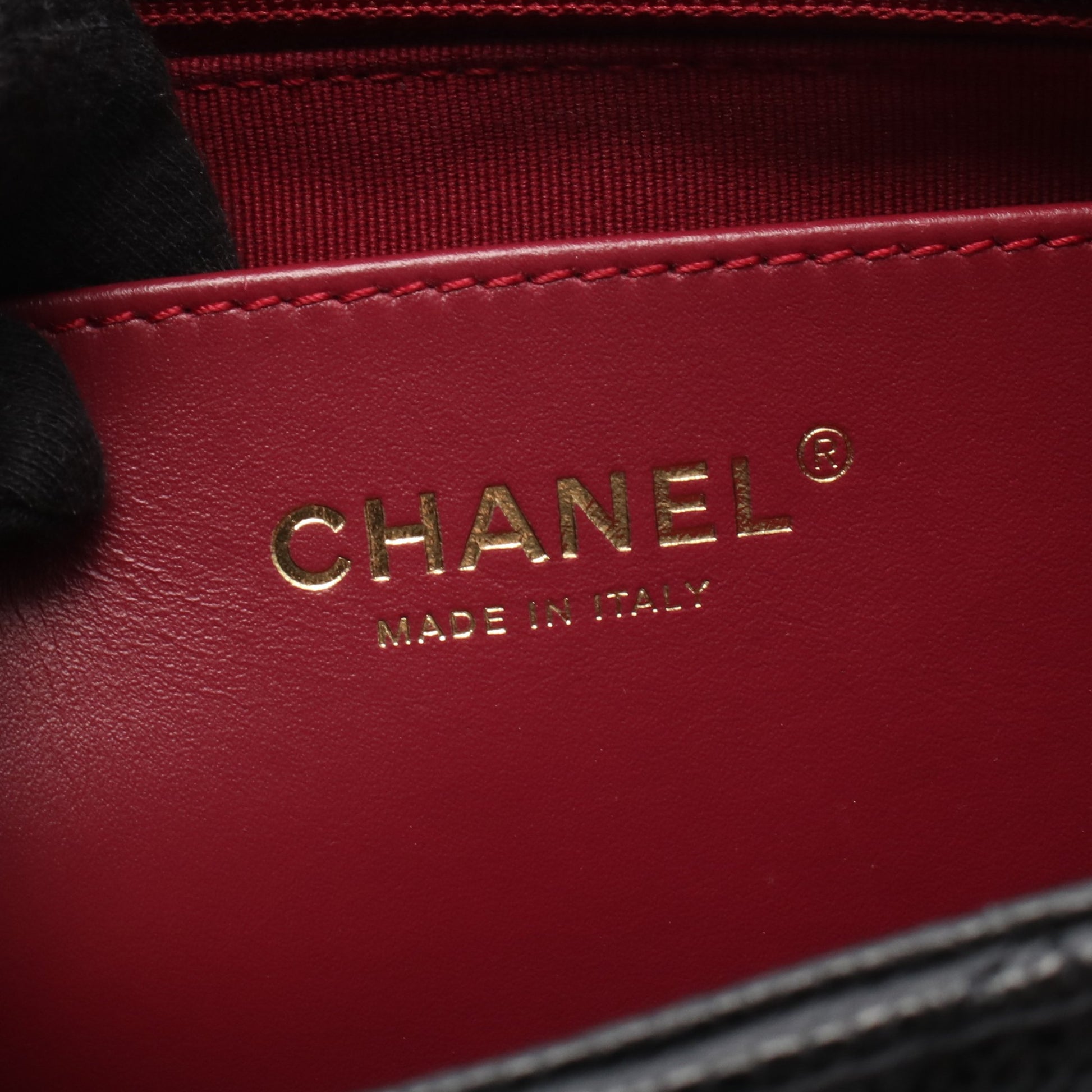 マトラッセ チェーンショルダーバッグ キャビアスキン ブラック ゴールド金具 シャネル バッグ CHANEL