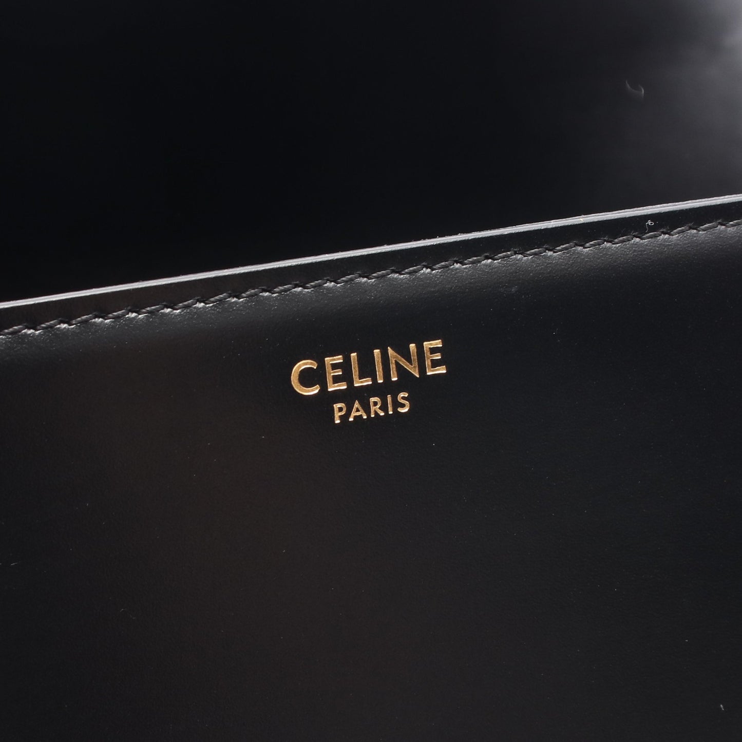 クラシック トリオンフ ミディアム ショルダーバッグ レザー ブラック セリーヌ バッグ CELINE