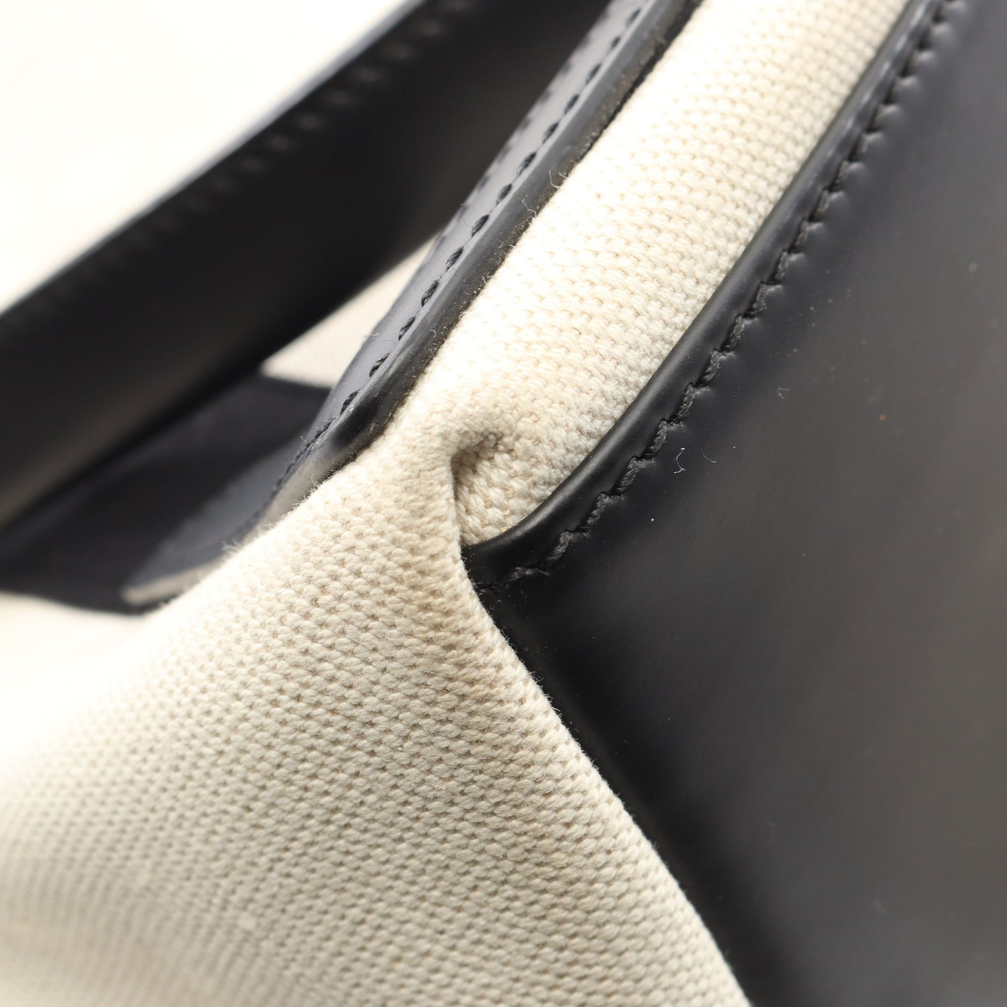 NAVY CABAS S ネイビーカバ ハンドバッグ トートバッグ キャンバス レザー アイボリー ブラック バレンシアガ バッグ BALENCIAGA