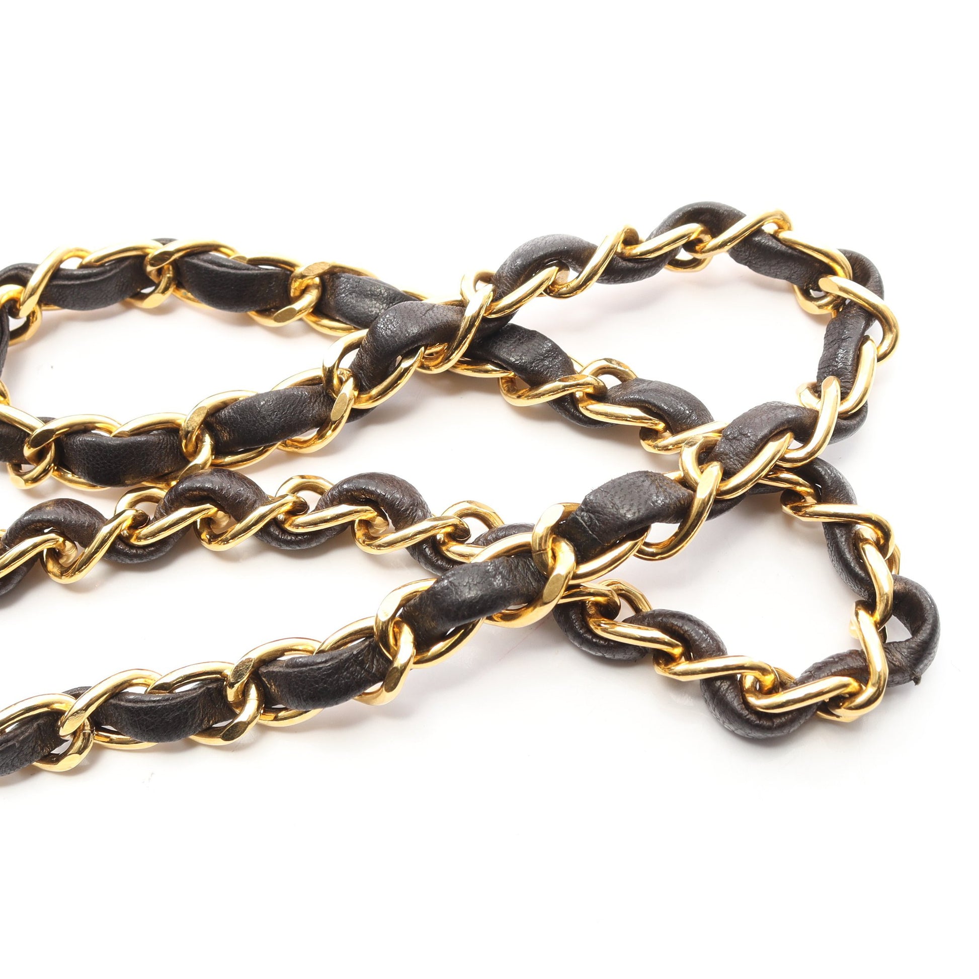 マトラッセ フルフラップ チェーンショルダーバッグ ラムスキン ブラック ゴールド金具 シャネル バッグ CHANEL