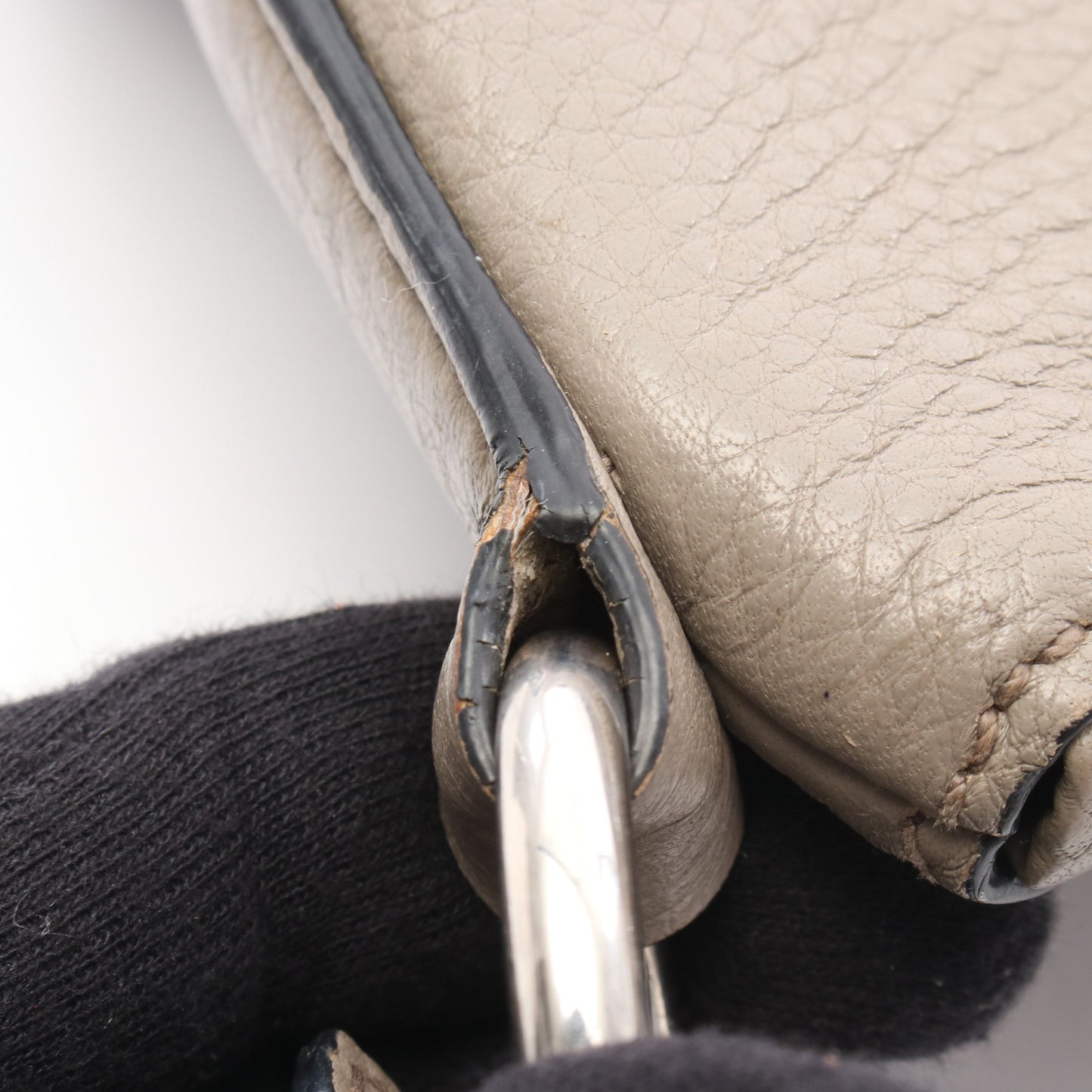 ワンショルダーバッグ レザー グレーベージュ プラダ バッグ PRADA
