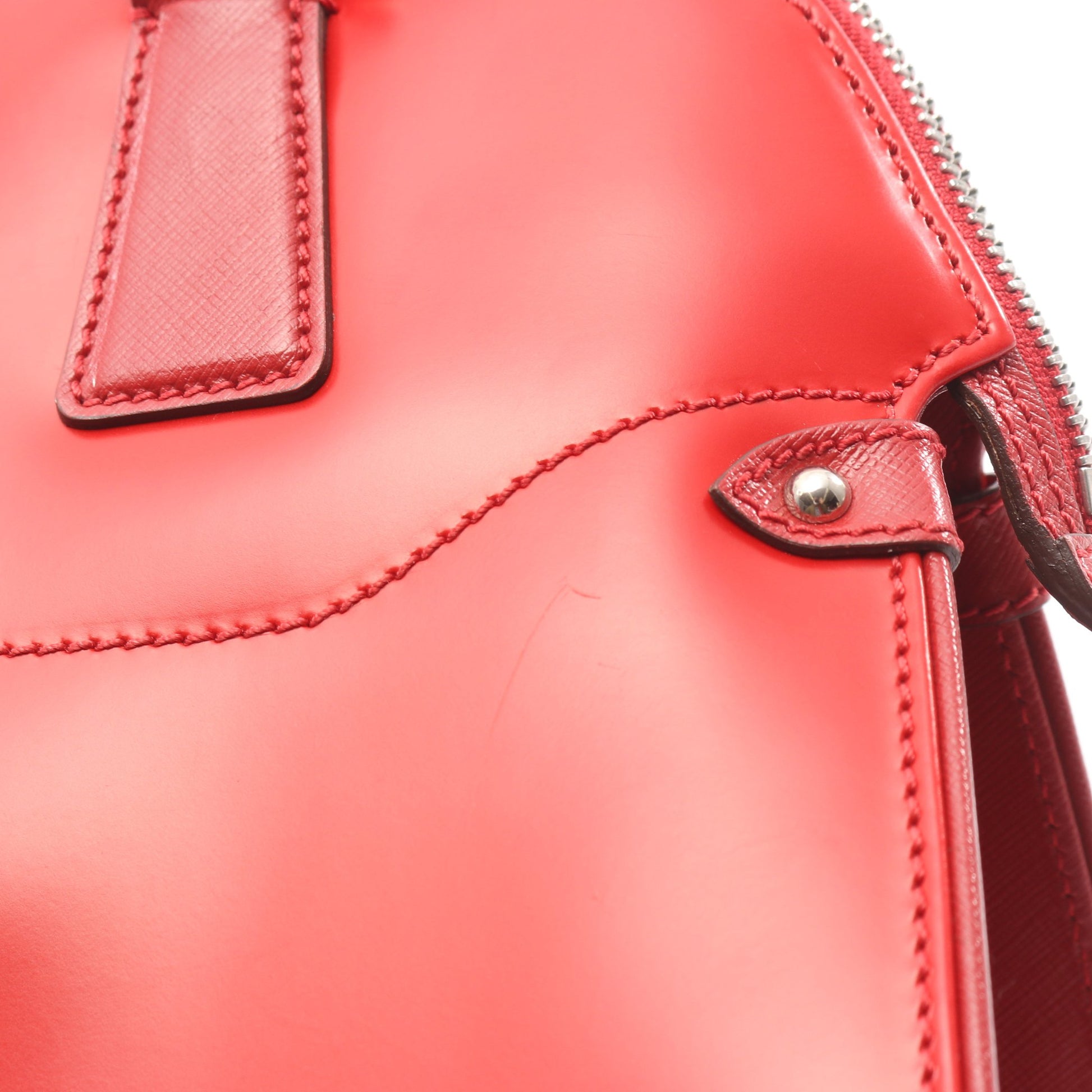ガンチーニ ハンドバッグ レザー レッド サルヴァトーレフェラガモ バッグ Salvatore Ferragamo
