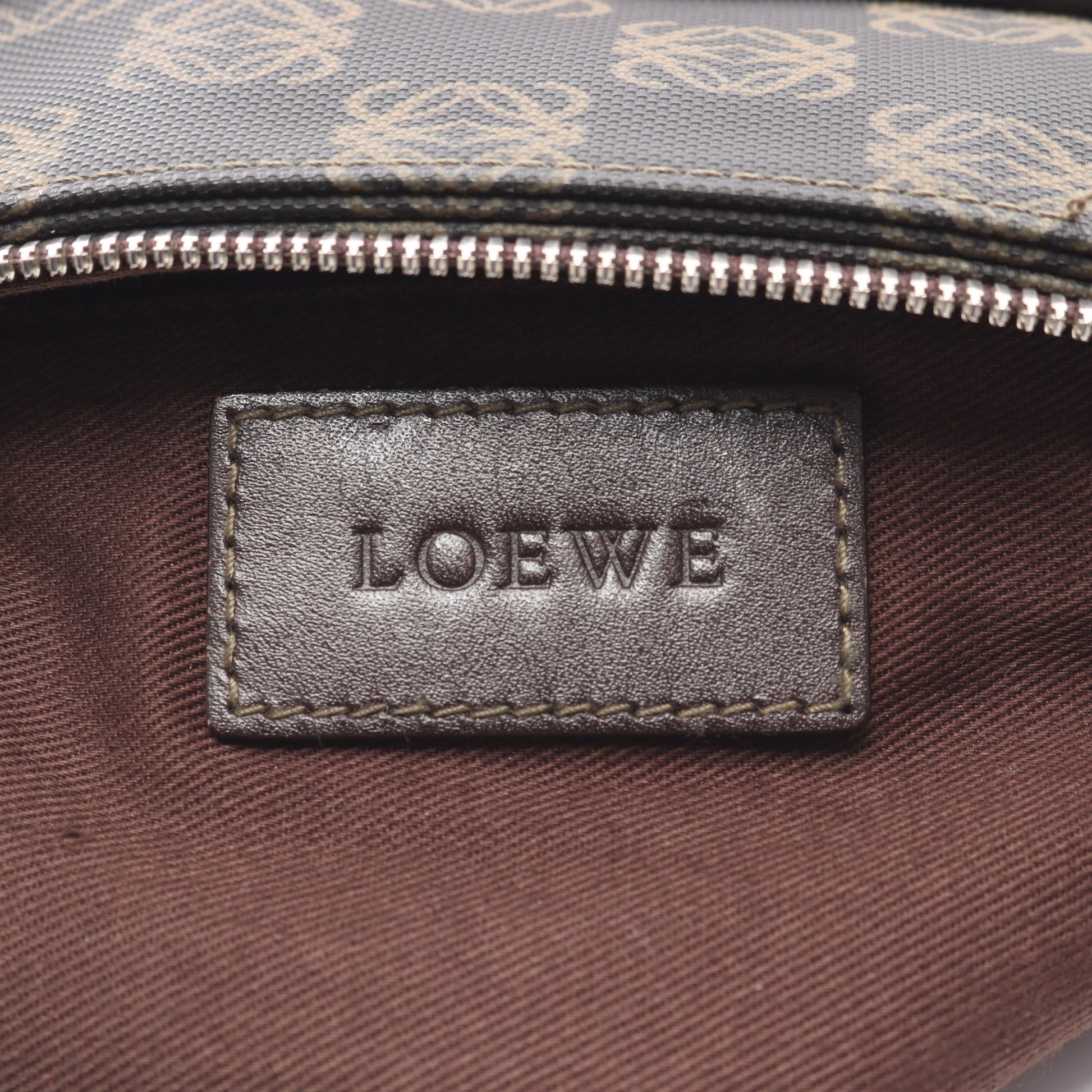 リピートアナグラム ショルダーバッグ PVC レザー ダークブラウン ロエベ バッグ LOEWE