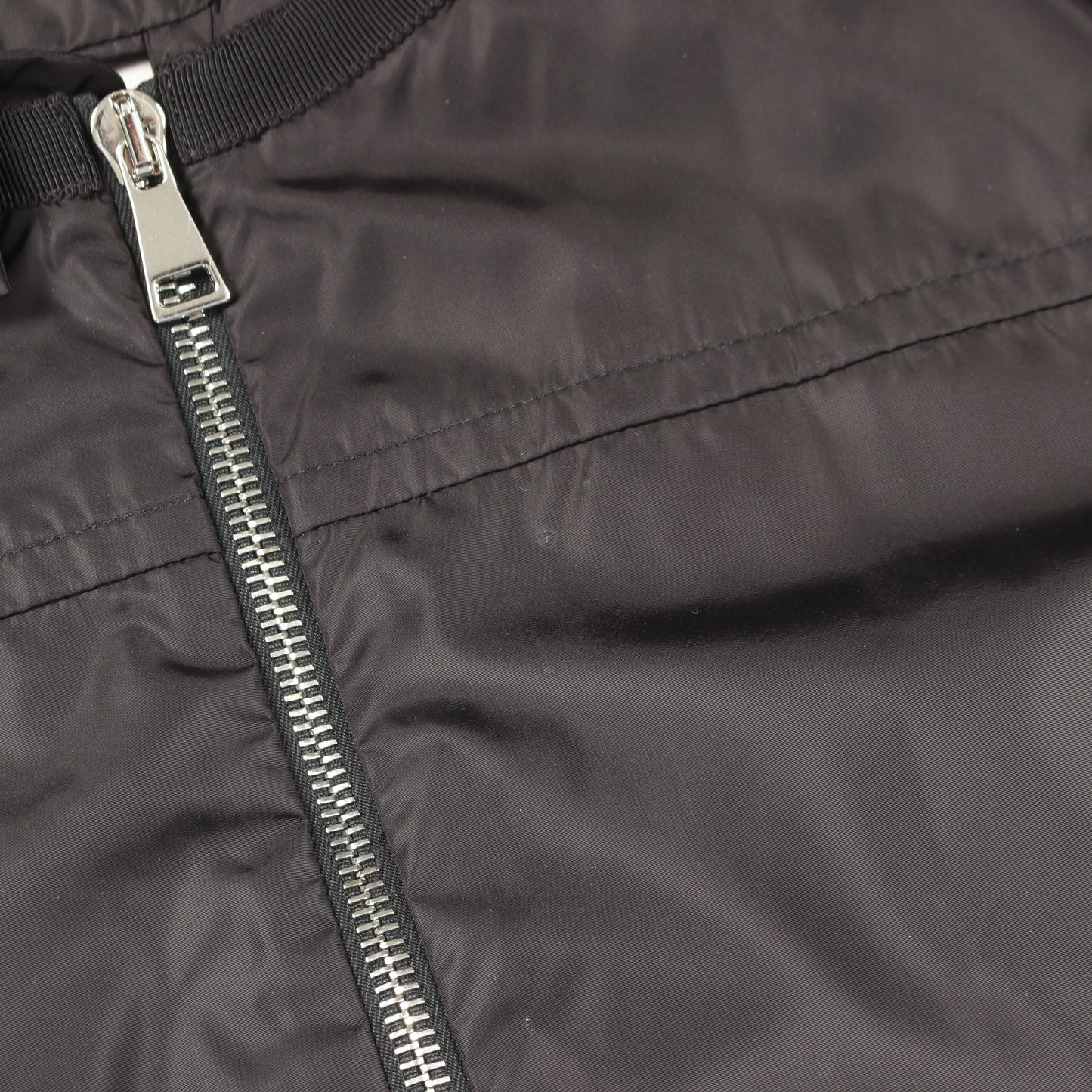 LOTY ナイロンジャケット ナイロン ブラック モンクレール アウター MONCLER