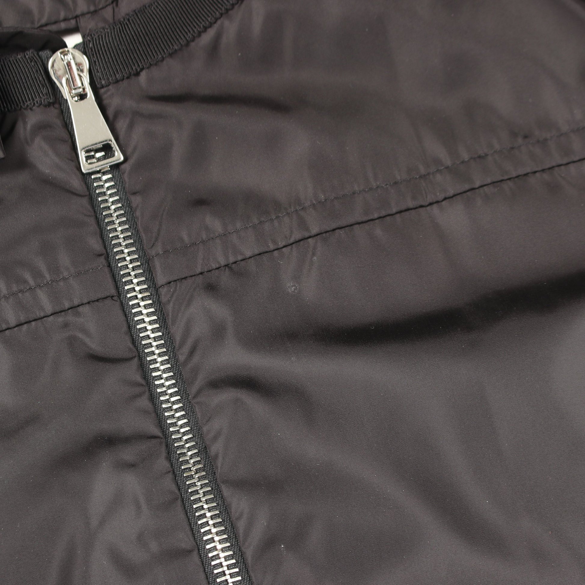 LOTY ナイロンジャケット ナイロン ブラック モンクレール アウター MONCLER