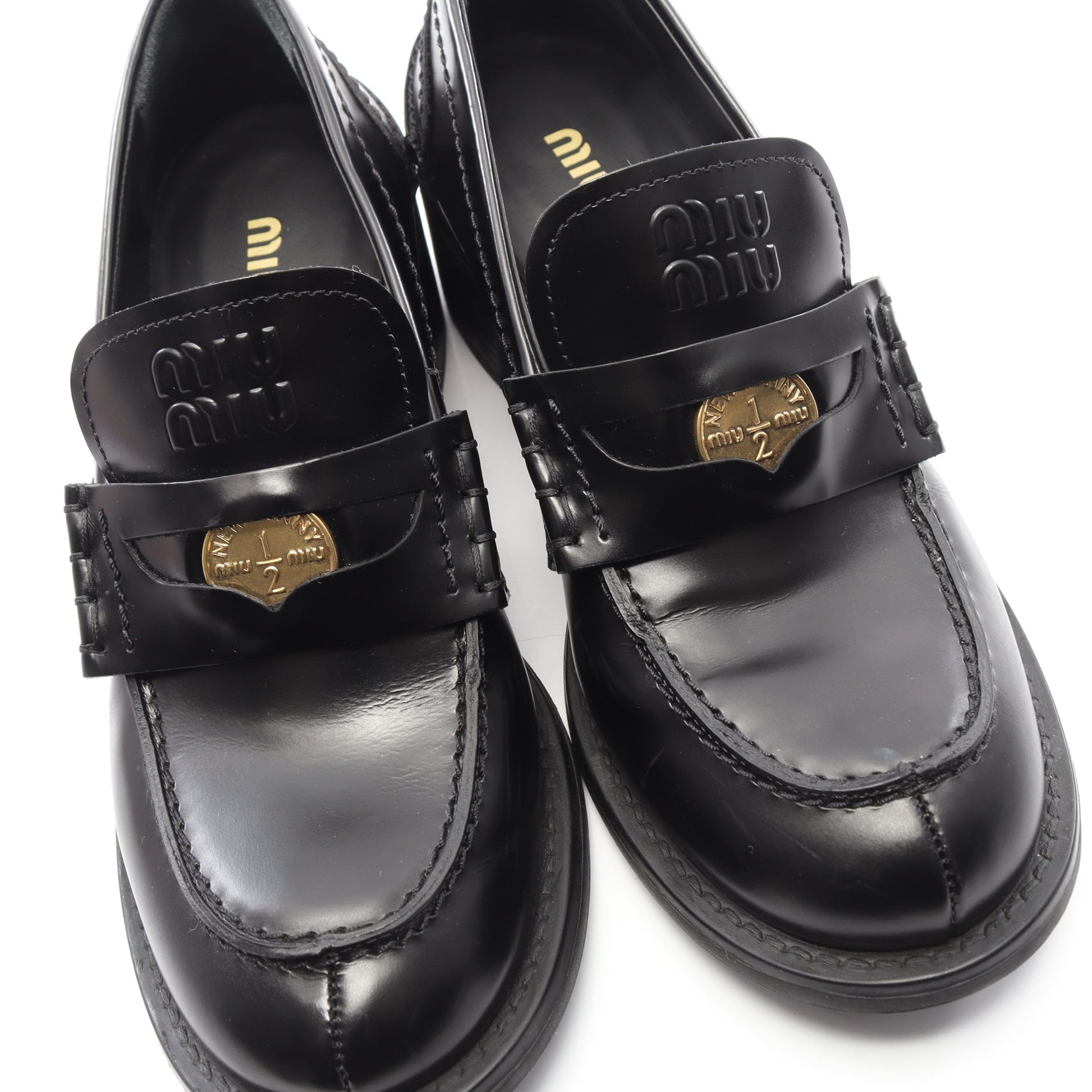 ブラッシュドレザー ローファー レザー ブラック ミュウミュウ シューズ miu miu