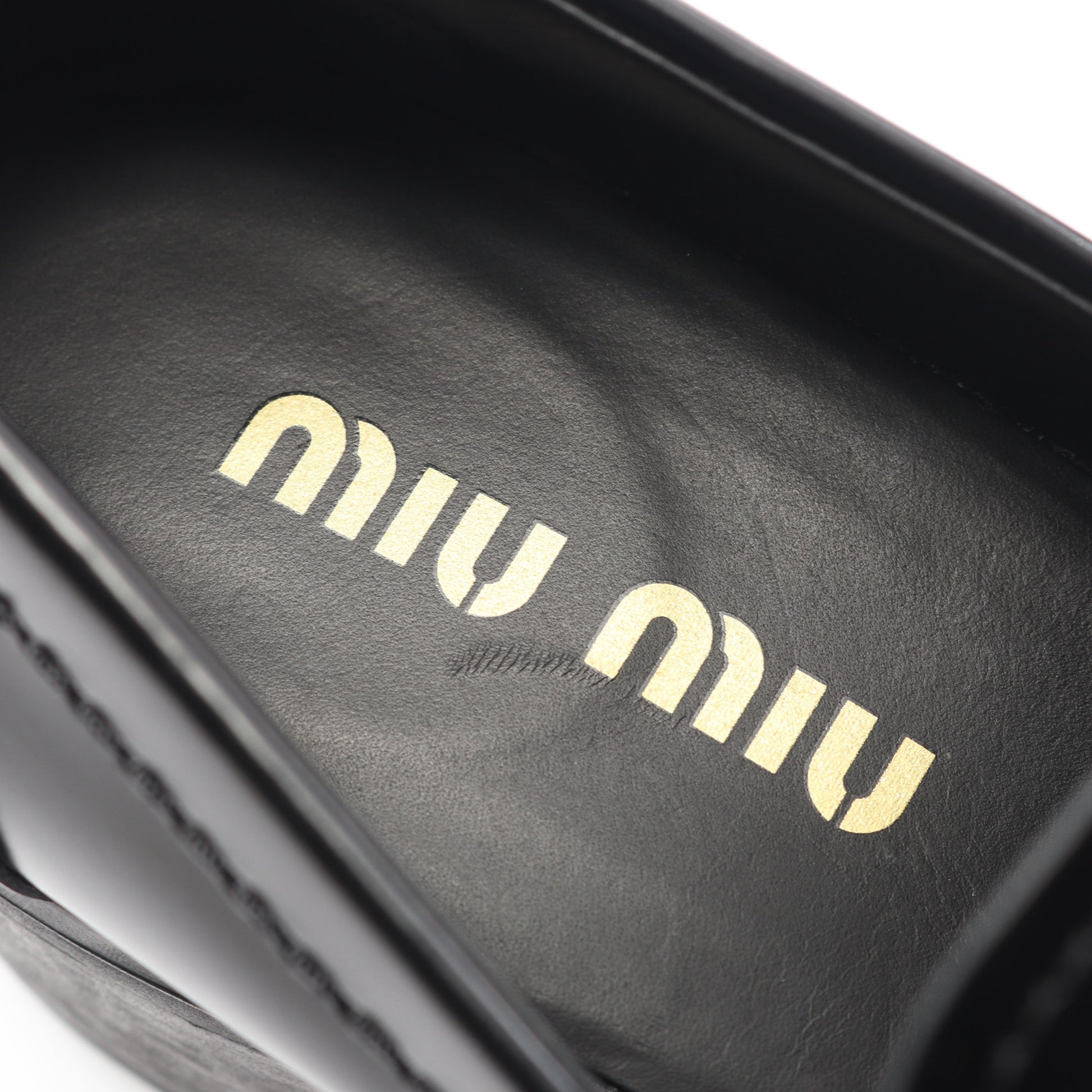 ブラッシュドレザー ローファー レザー ブラック ミュウミュウ シューズ miu miu