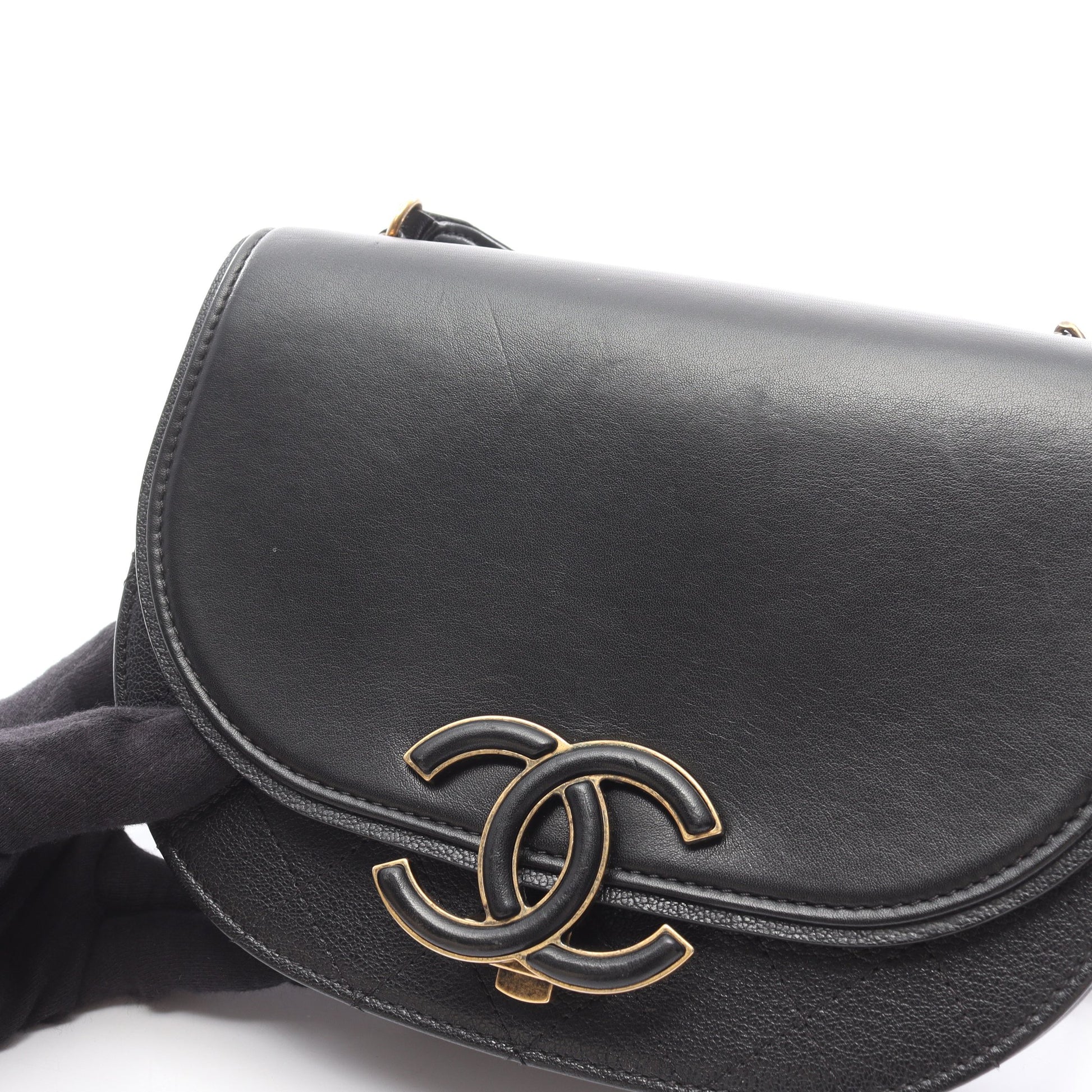 ココマーク ショルダーバッグ レザー ブラック ゴールド金具 シャネル バッグ CHANEL