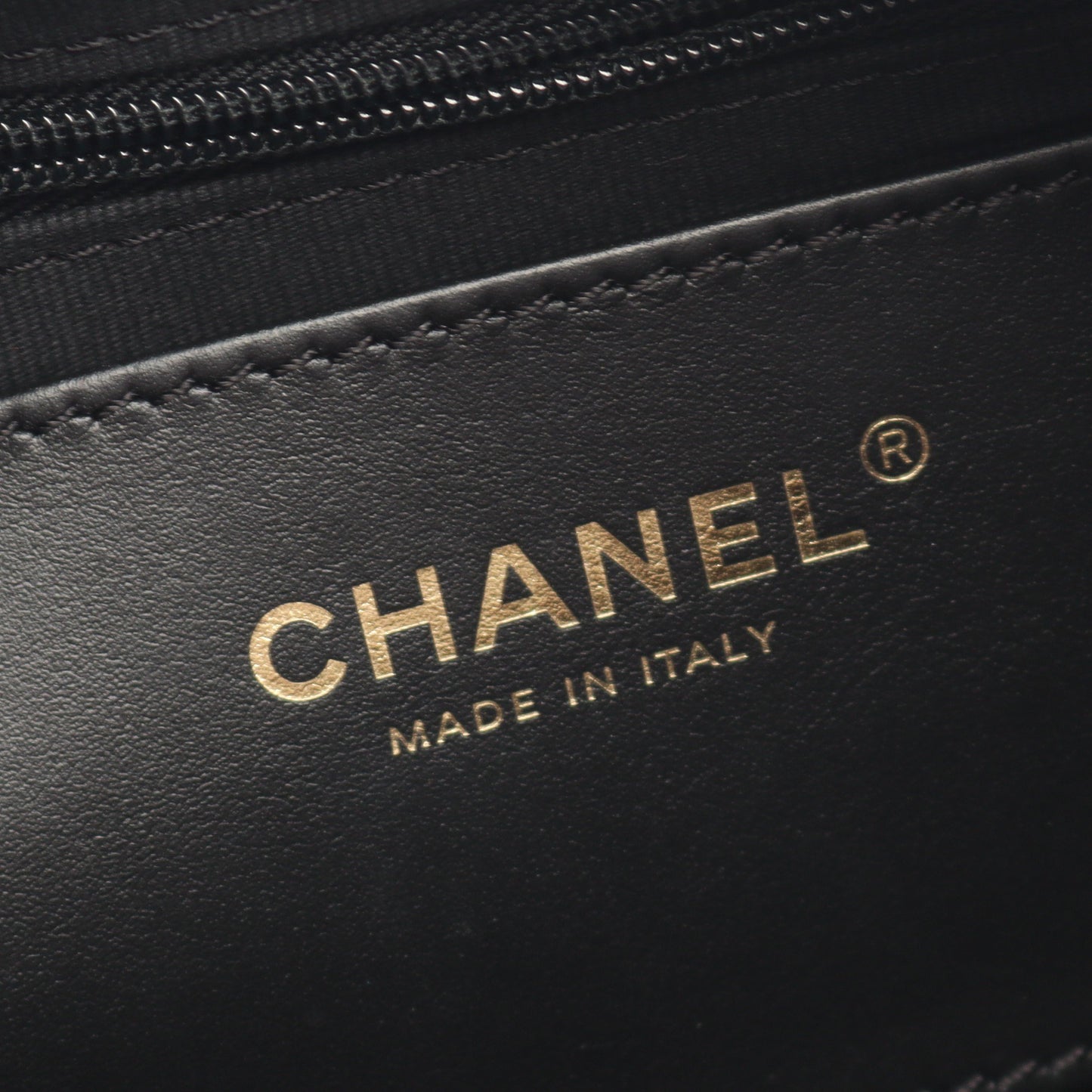 マトラッセ ホーボー ワンショルダーバッグ シャイニーラムスキン ブラック ゴールド金具 シャネル バッグ CHANEL