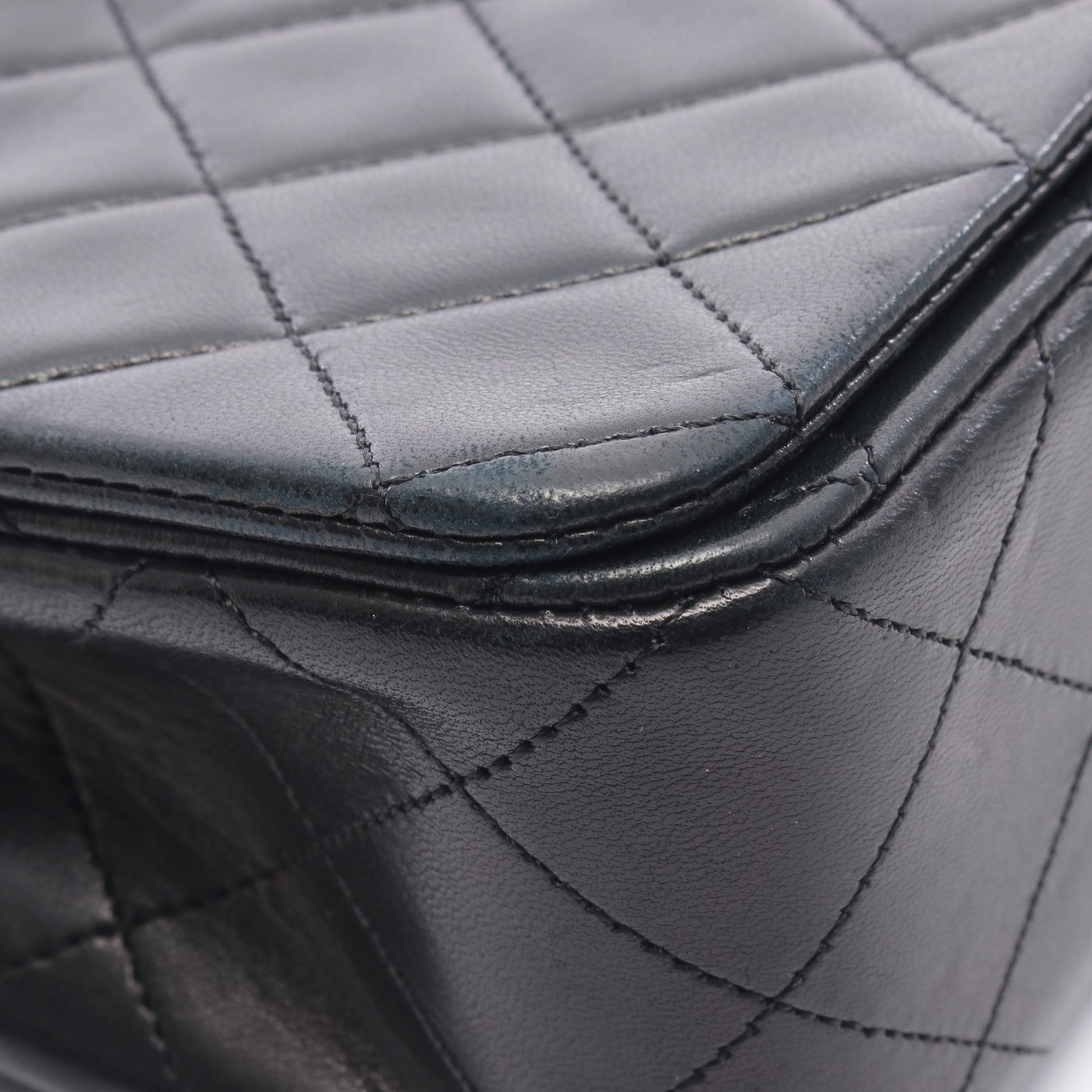 フルフラップ マトラッセ チェーンショルダーバッグ ラムスキン ブラック ゴールド金具 シャネル バッグ CHANEL
