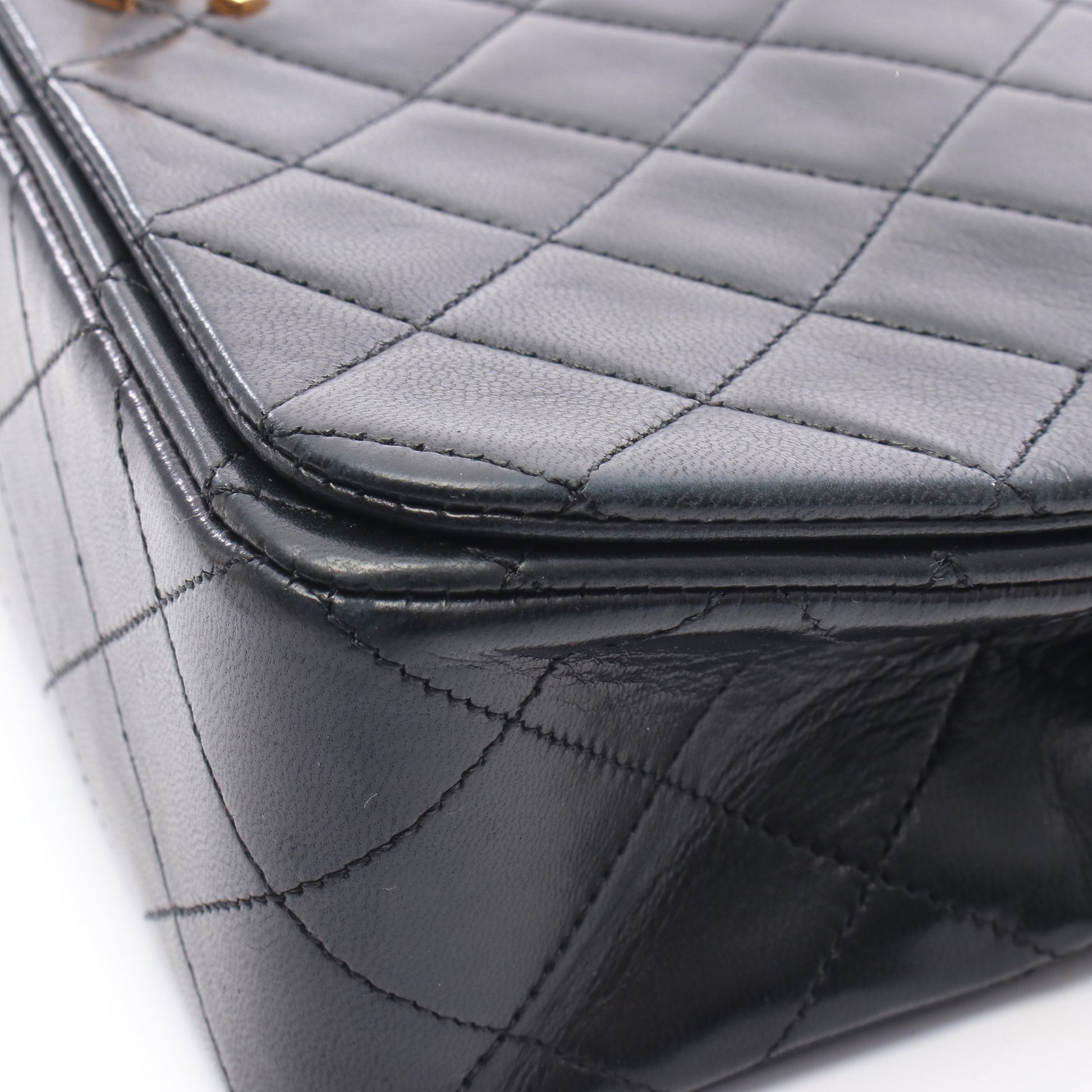 フルフラップ マトラッセ チェーンショルダーバッグ ラムスキン ブラック ゴールド金具 シャネル バッグ CHANEL