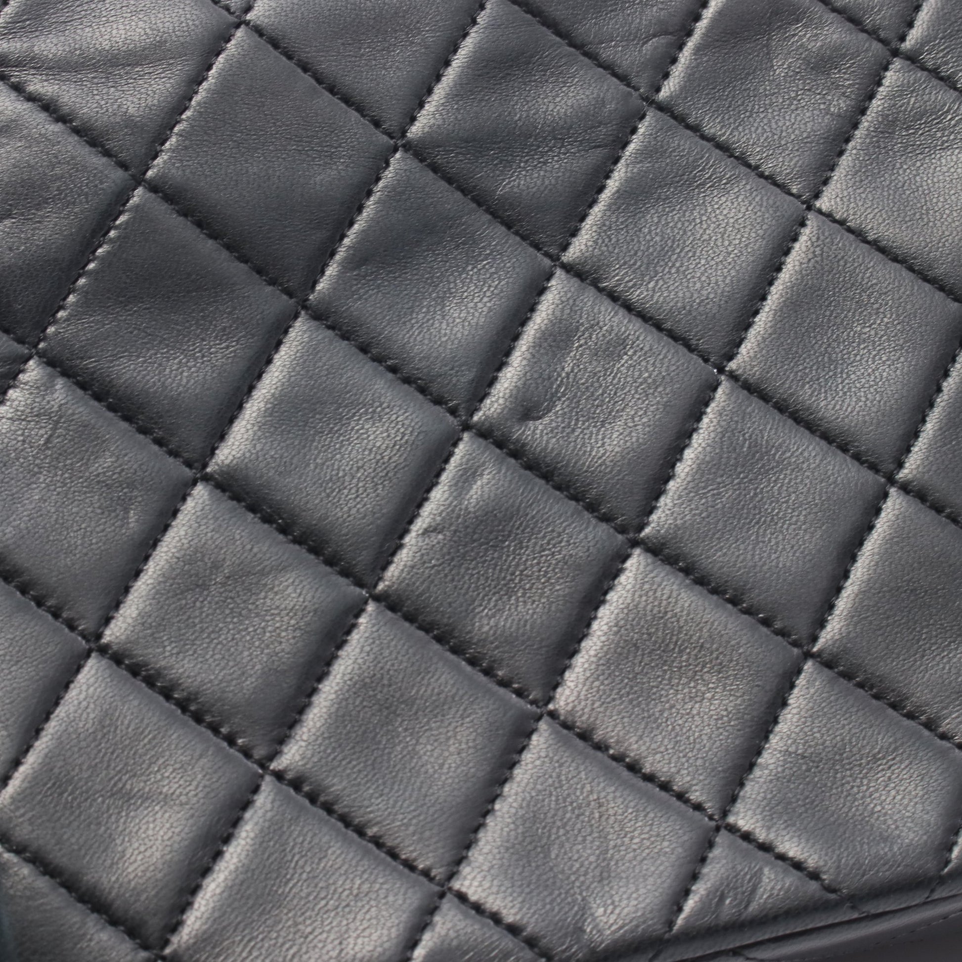 フルフラップ マトラッセ チェーンショルダーバッグ ラムスキン ブラック ゴールド金具 シャネル バッグ CHANEL