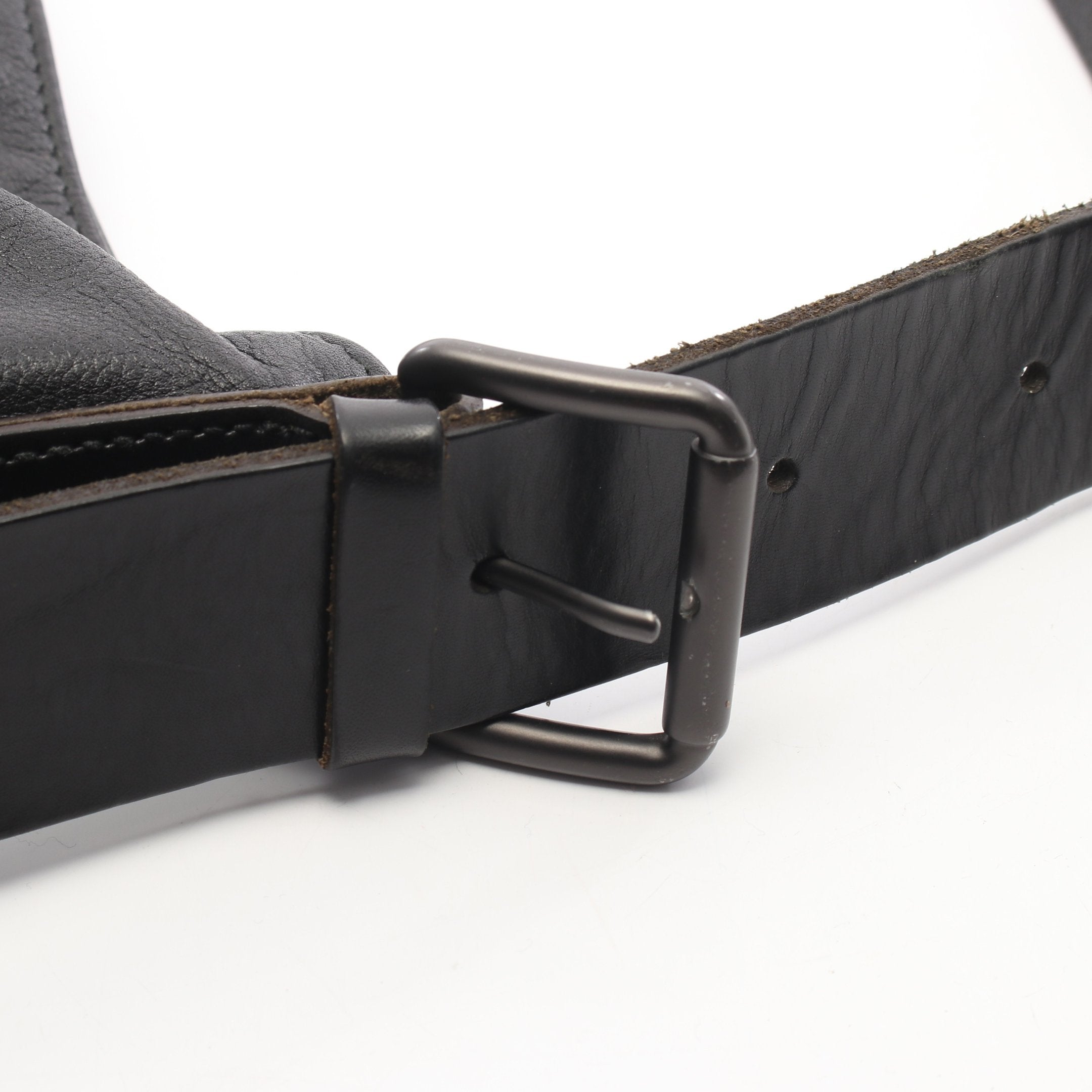 イントレチャート ショルダーバッグ レザー ブラック ボッテガヴェネタ