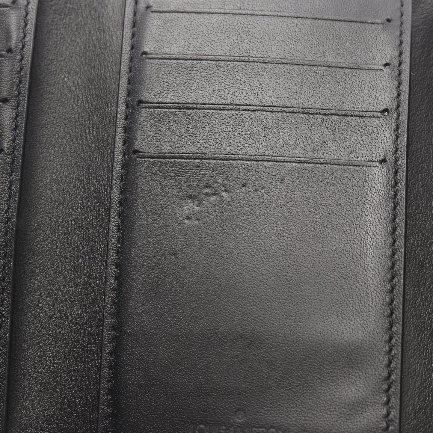 ポルトフォイユ カプシーヌ コンパクト ノワール 三つ折り財布 レザー ブラック ルイヴィトン