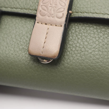 バーティカル ウォレット スモール 三つ折り財布 レザー グリーン グレーベージュ ロエベ