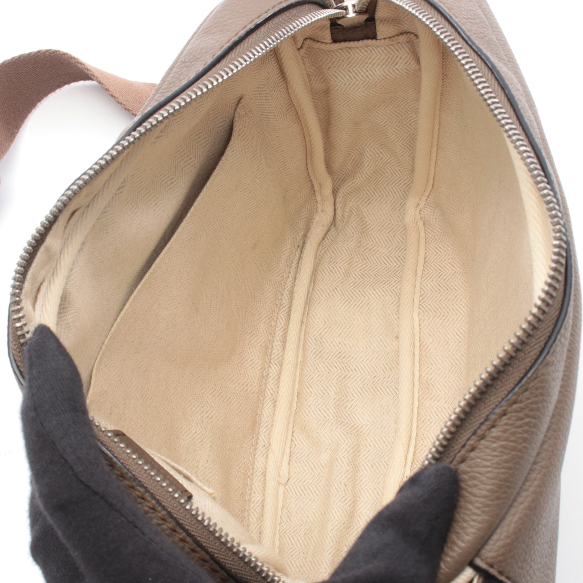 ミリタリーメッセンジャーXS ショルダーバッグ レザー グレーブラウン ロエベ バッグ LOEWE