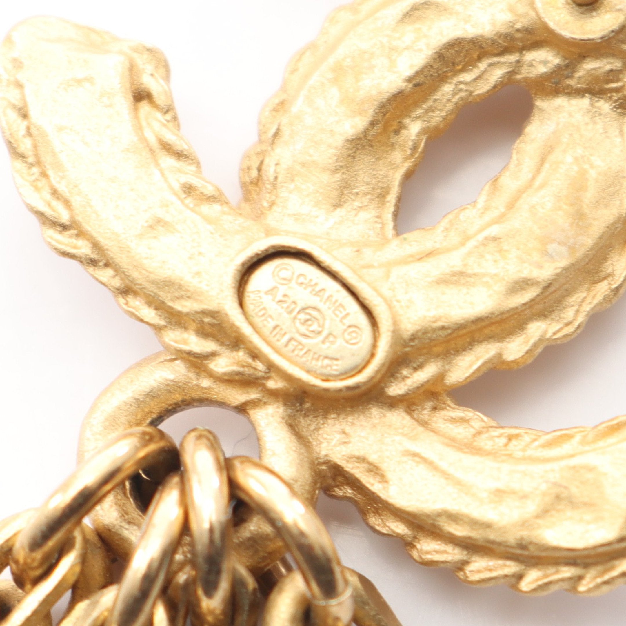 ココマーク ロゴ ピアス GP フェイクパール ラインストーン ゴールド