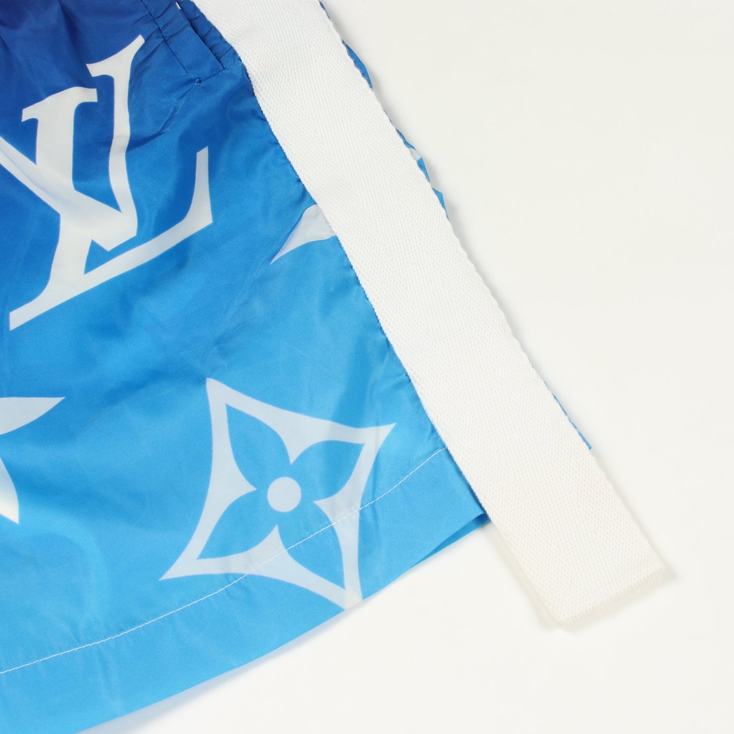 サンセットモノグラム スポーツショーツ イージーパンツ ナイロン ブルー パープル ルイヴィトン ボトムス LOUIS VUITTON