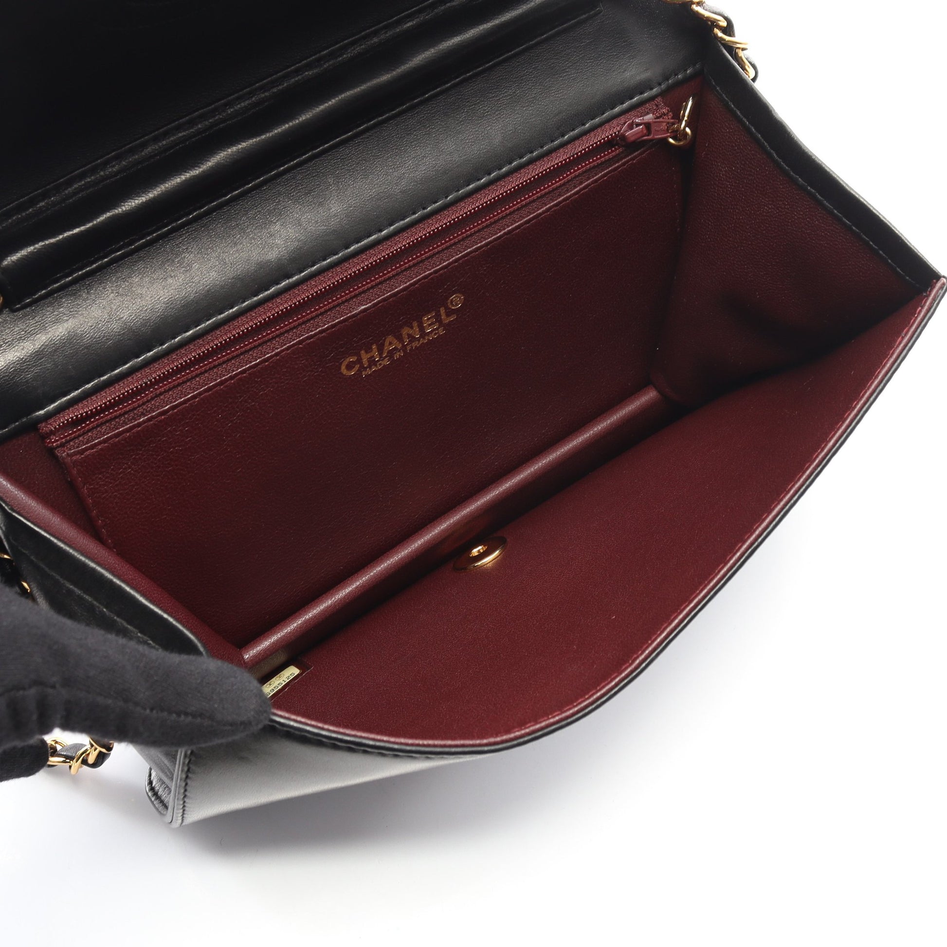 マトラッセ フルフラップ チェーンショルダーバッグ ラムスキン ブラック ゴールド金具 シャネル バッグ CHANEL