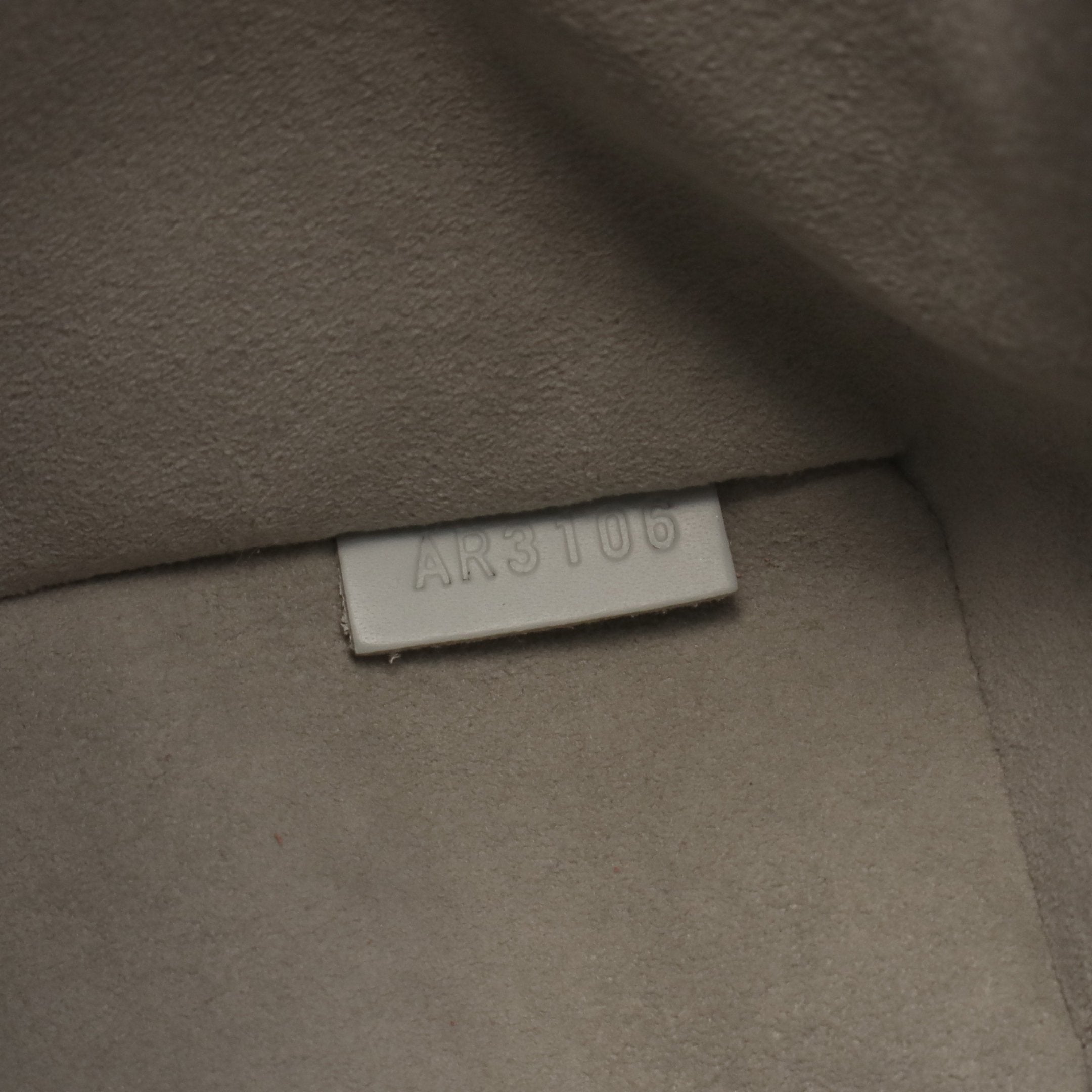 ルイ・ヴィトン LOUIS VUITTON ナノ ノエ ショルダーバッグ バッグ レザー エピ フューシャ レディース ピンク系 / ブルー系 M42502 【中古】 ナノ ノエ エピ フューシャ ショルダーバッグ レザー ピンクパープル