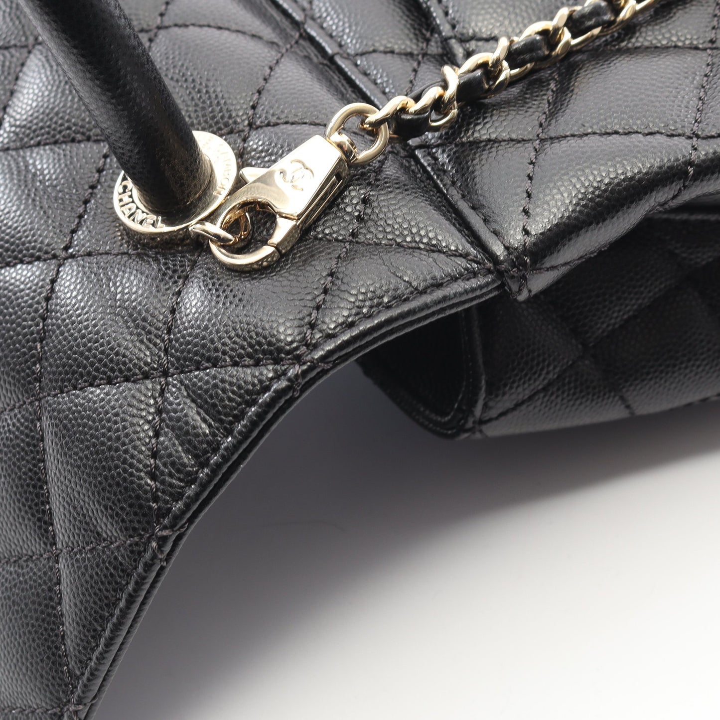 ココハンドル フラップ マトラッセ ハンドバッグ キャビアスキン ブラック ゴールド金具 2WAY シャネル バッグ CHANEL
