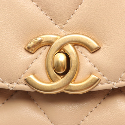 マトラッセ コインモチーフ チェーンショルダーバッグ ラムスキン ライトベージュ ゴールド金具 シャネル バッグ CHANEL