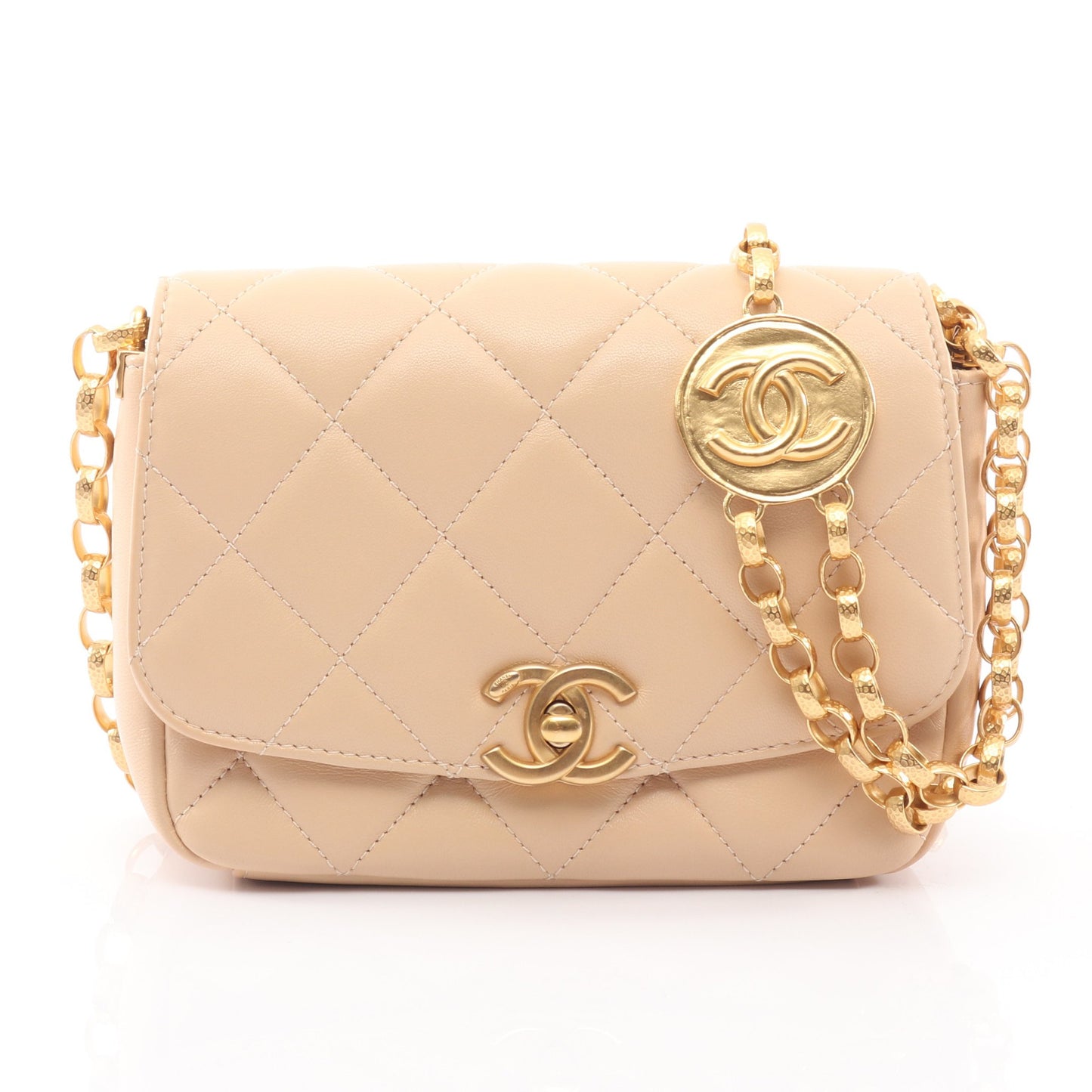 マトラッセ コインモチーフ チェーンショルダーバッグ ラムスキン ライトベージュ ゴールド金具 シャネル バッグ CHANEL