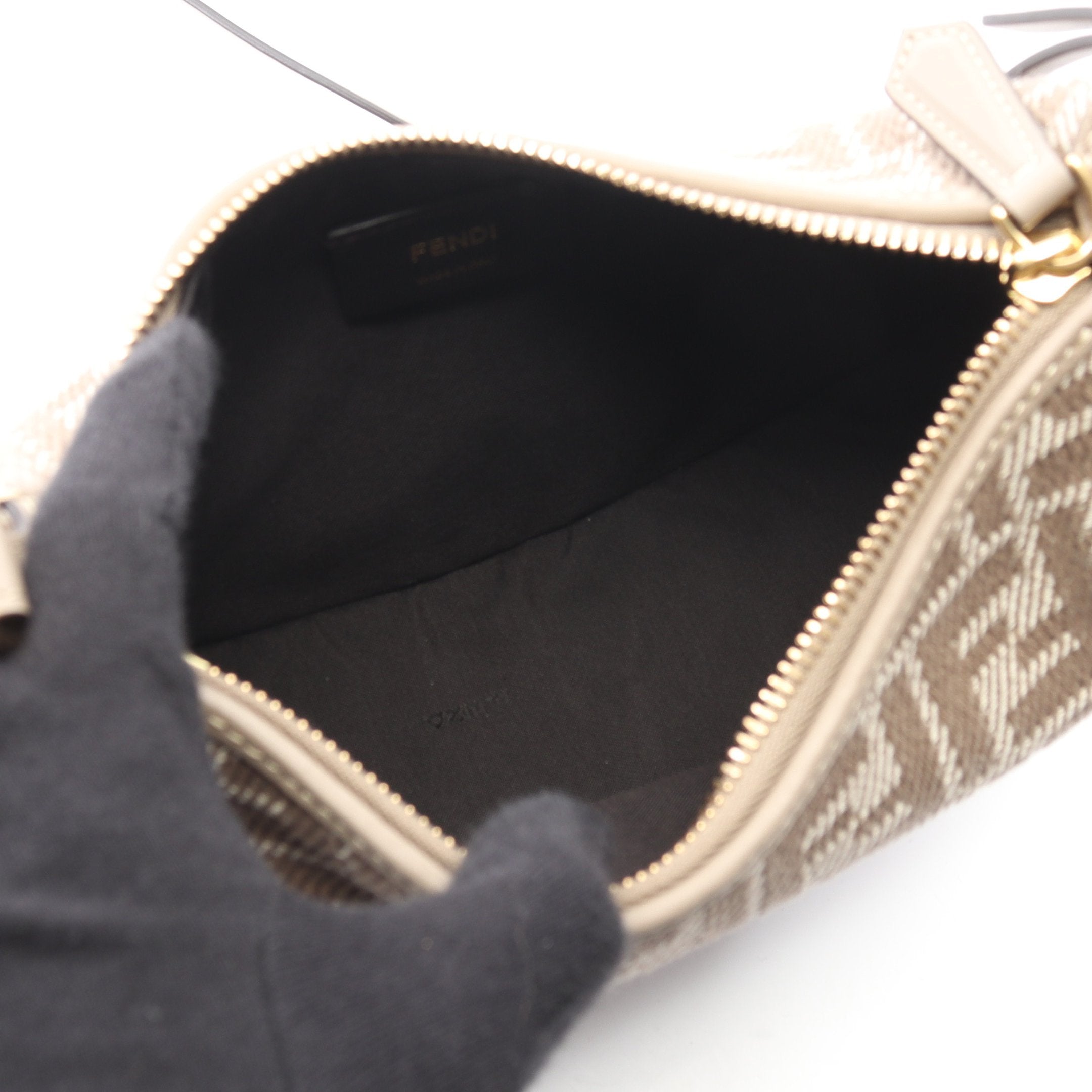 フェンディ FENDI FENDI GRAPHY フェンディ グラフィ ミニ FF柄 ショルダーバッグ バッグ キャンバス レザー レディース ベージュ系 8BS081AUPX 【中古】 FENDI - フェンディ FENDI FENDI GRAPHY フェンディ グラフィ ミニ FF