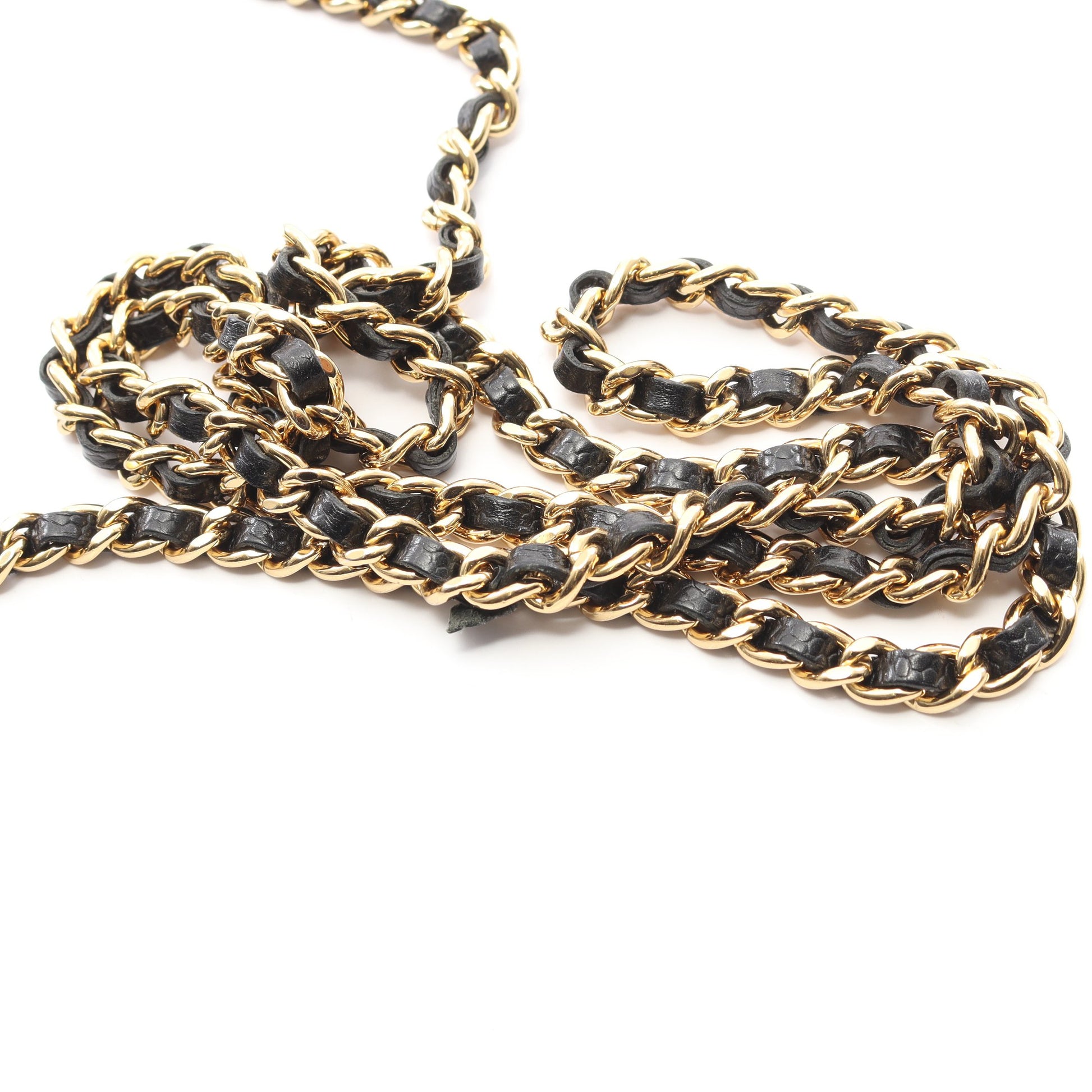 マトラッセ チェーンウォレット キャビアスキン ブラック ゴールド金具 シャネル バッグ CHANEL
