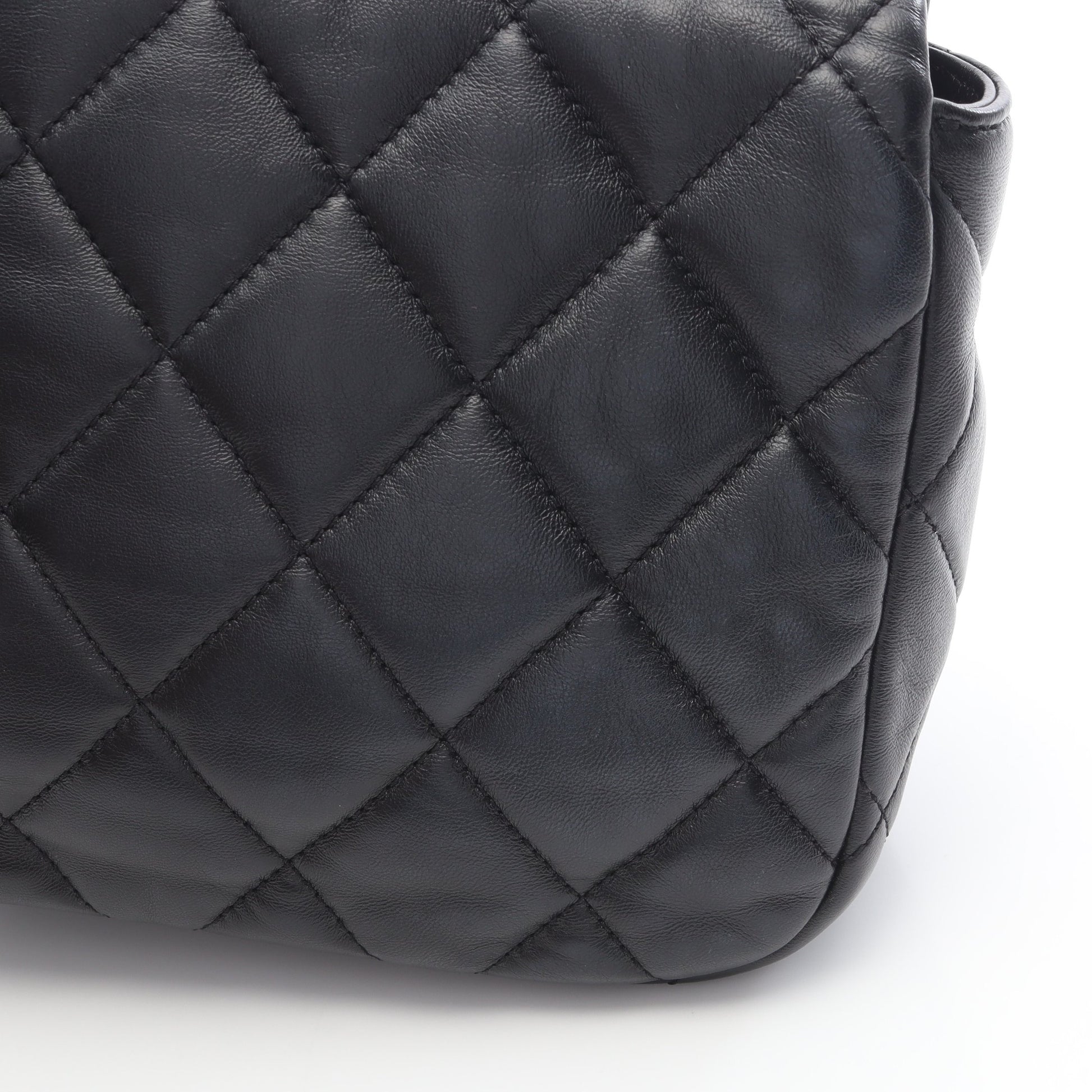マトラッセ チェーンショルダーバッグ ラムスキン ブラック コンビ金具 シャネル バッグ CHANEL