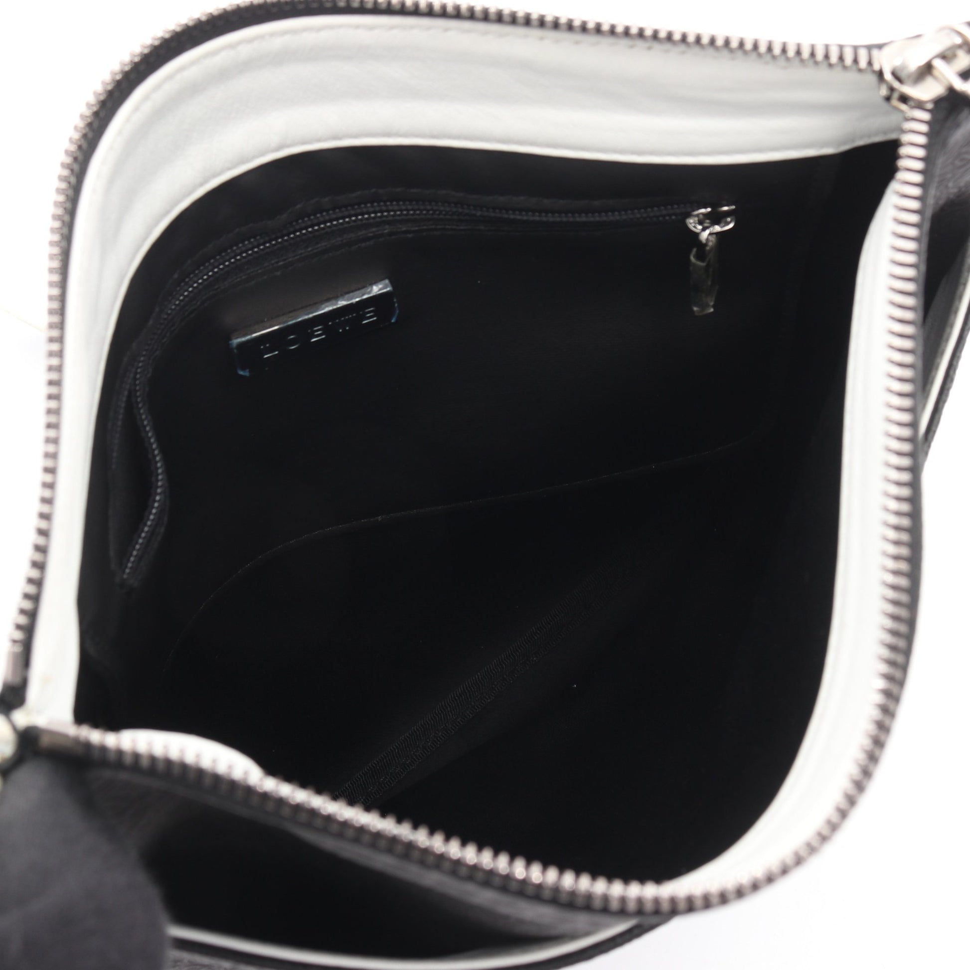 リピートアナグラム ショルダーバッグ PVC レザー ブラック ホワイト ロエベ バッグ LOEWE