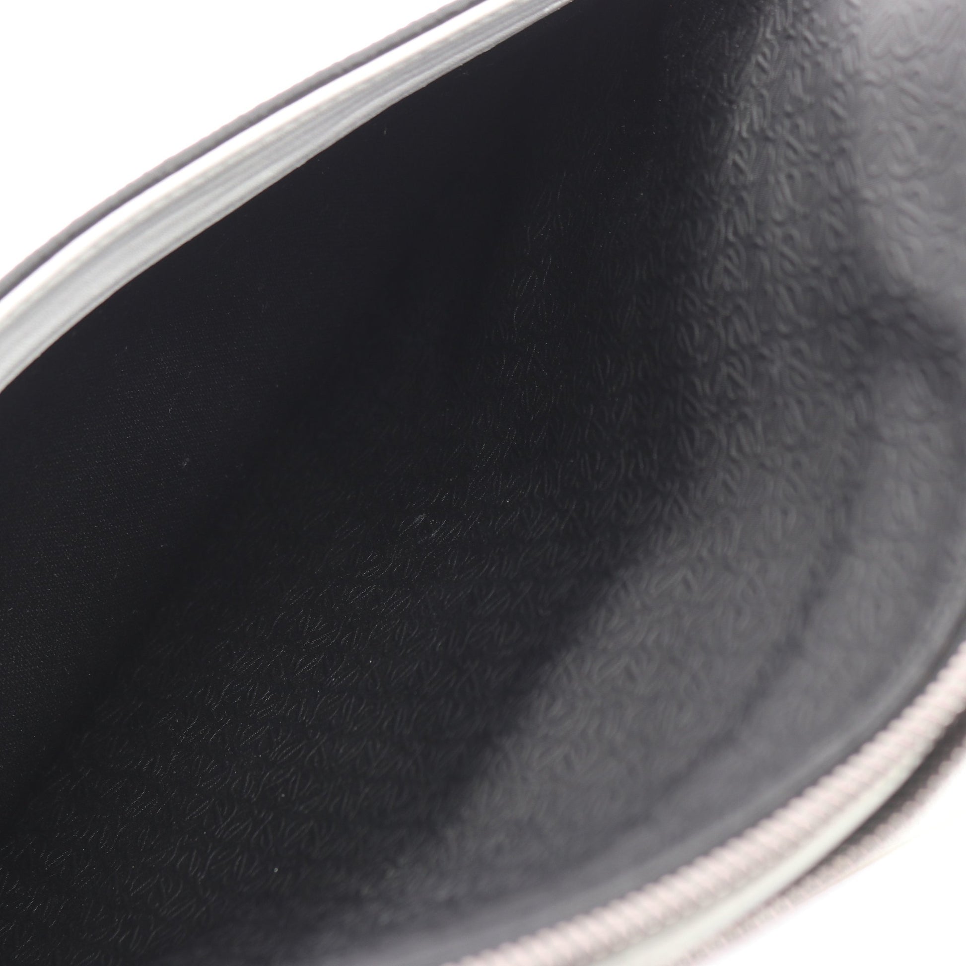 リピートアナグラム ショルダーバッグ PVC レザー ブラック ホワイト ロエベ バッグ LOEWE
