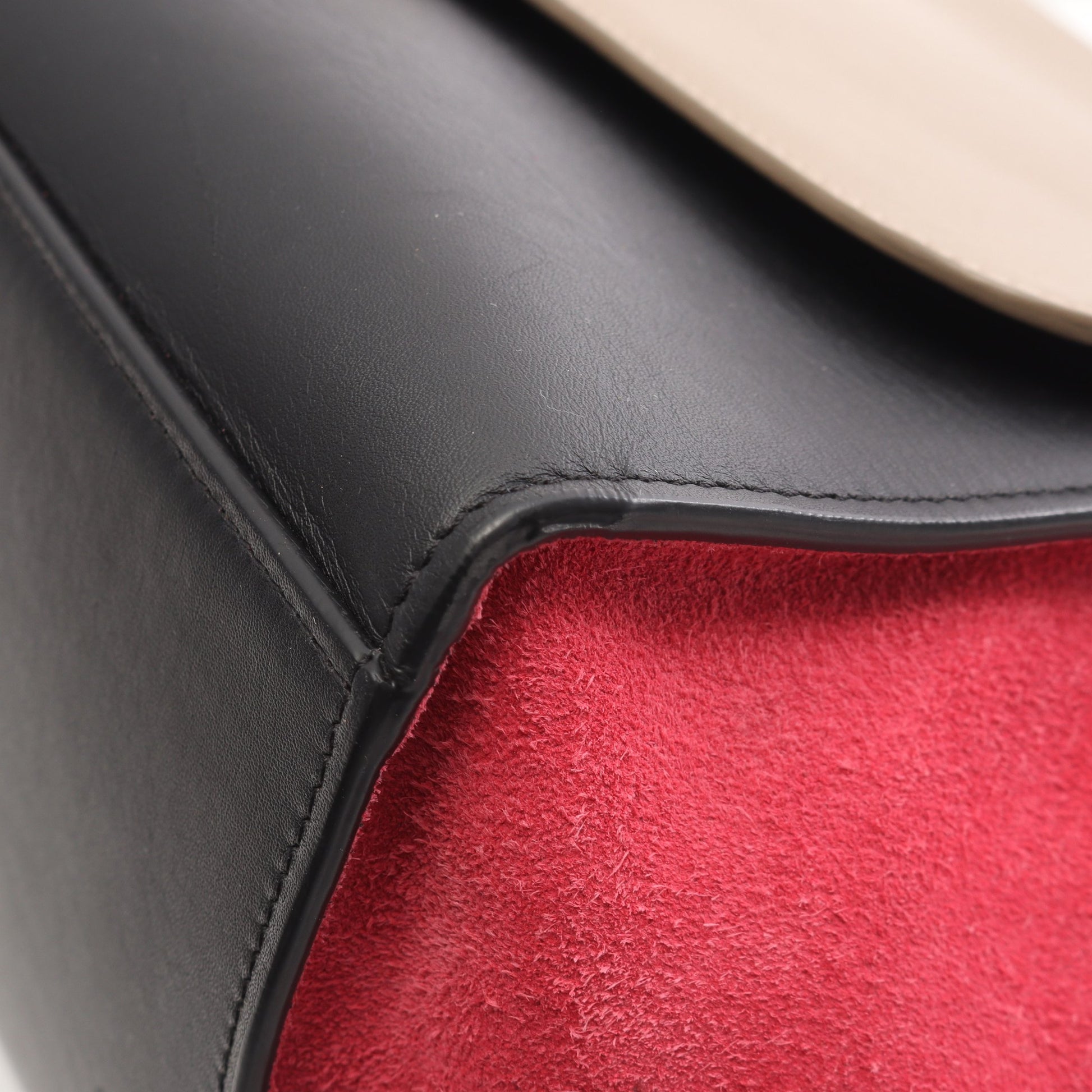 トラペーズ ミディアム ハンドバッグ レザー スエード ブラック ベージュ ピンクパープル 2WAY セリーヌ バッグ CELINE