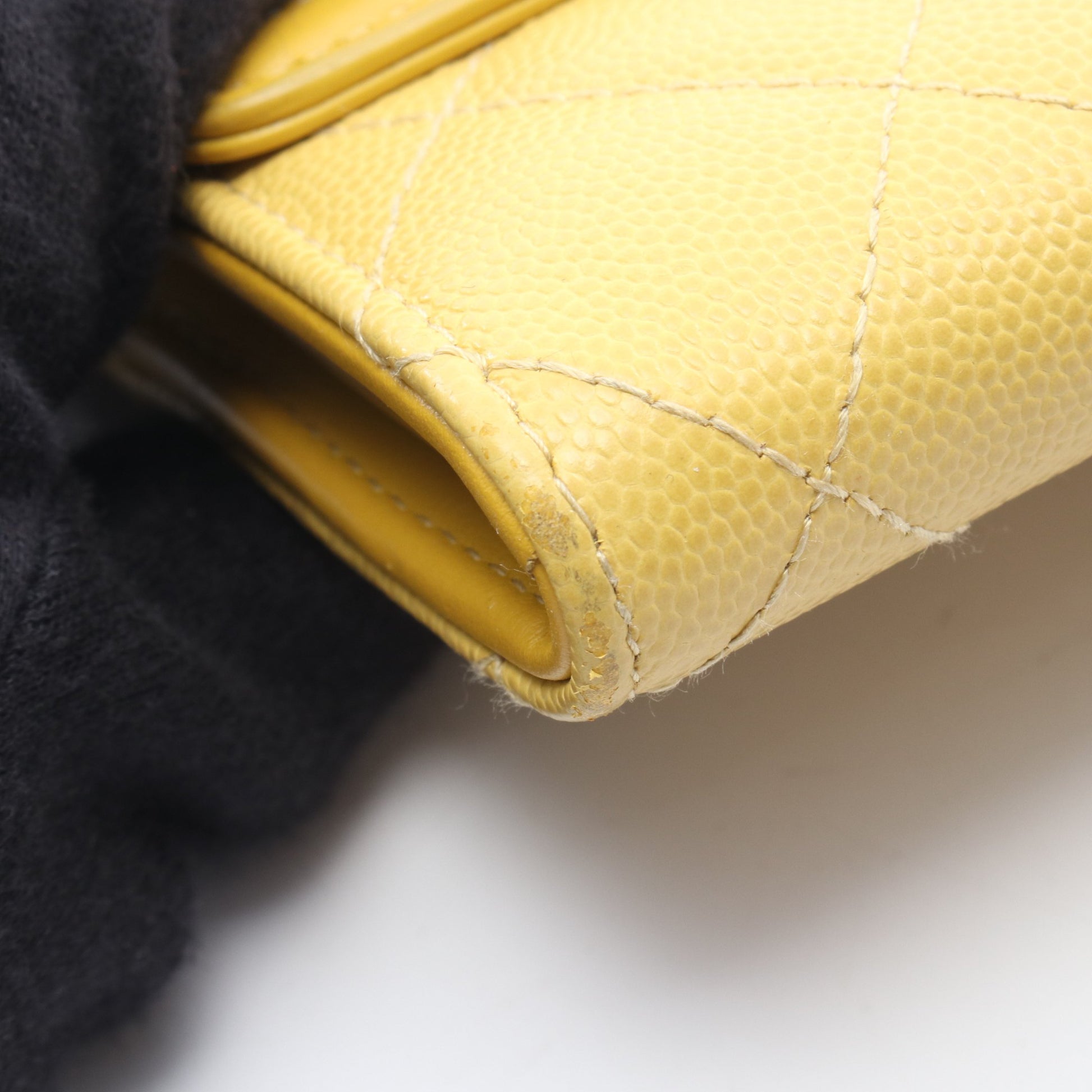 CCフィリグリー 二つ折り長財布 キャビアスキン レザー イエロー ゴールド金具 シャネル 財布・小物 CHANEL