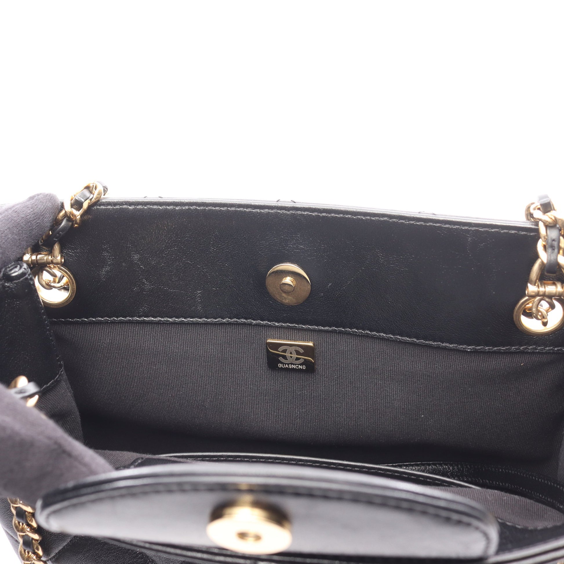 マトラッセ スモール ショッピングバッグ チェーンショルダーバッグ ラムスキン ブラック ゴールド金具 シャネル バッグ CHANEL