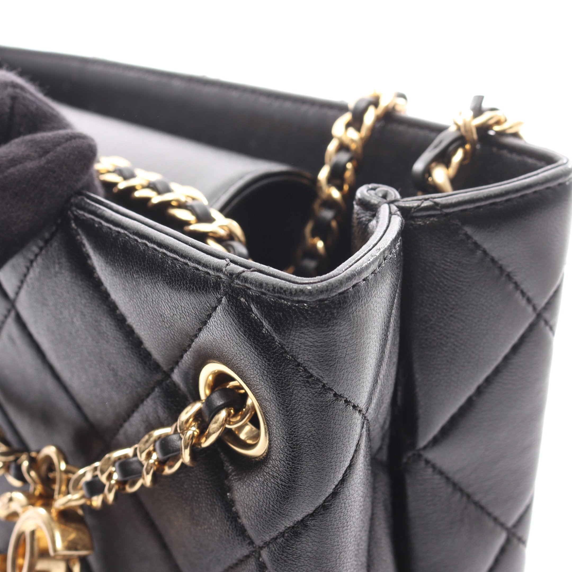 マトッラセチェーンバック(即購入可能￼)￼ ☆憧れの20cmマト☆【CHANEL】チェーン調整可マトラッセ (CHANEL