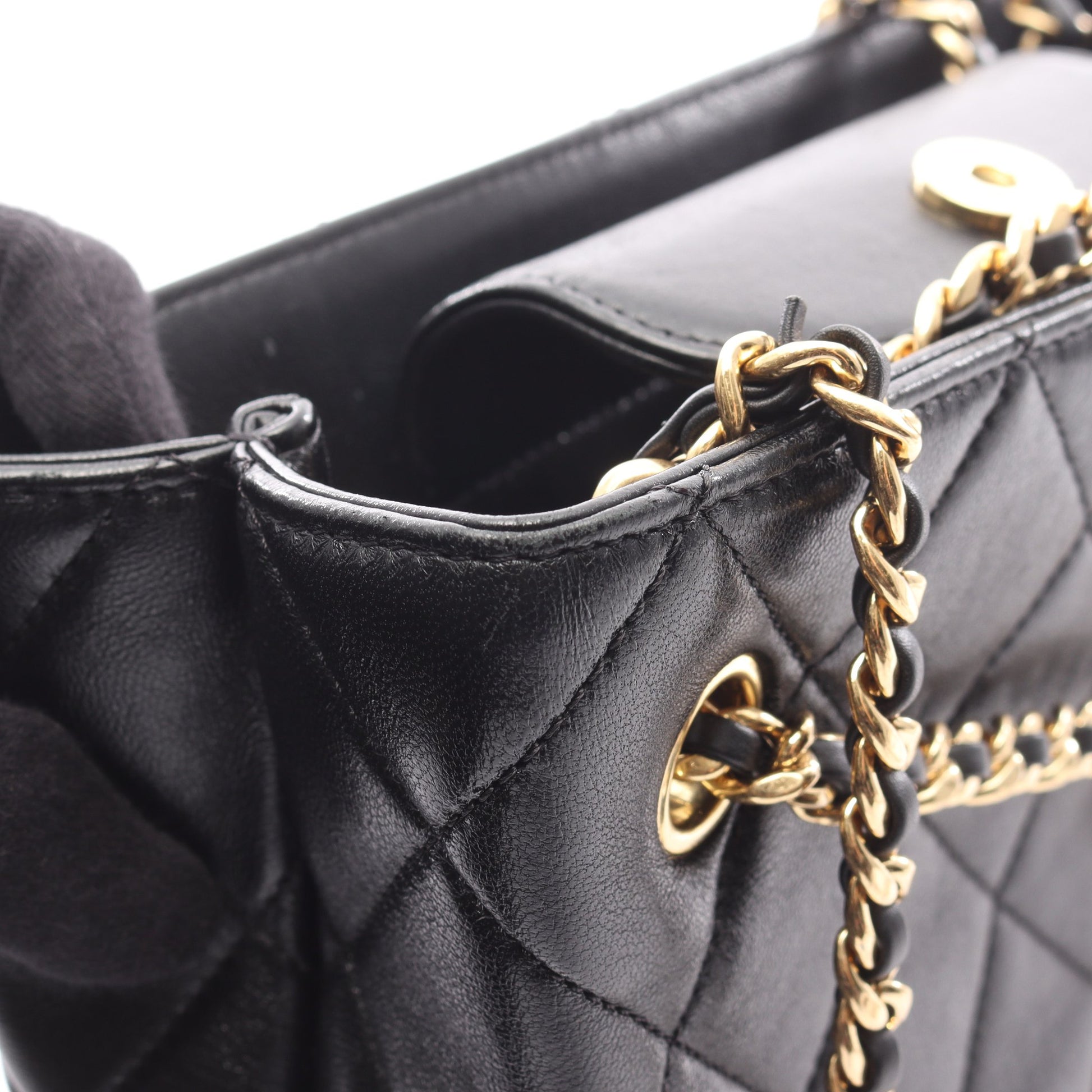 マトラッセ スモール ショッピングバッグ チェーンショルダーバッグ ラムスキン ブラック ゴールド金具 シャネル バッグ CHANEL