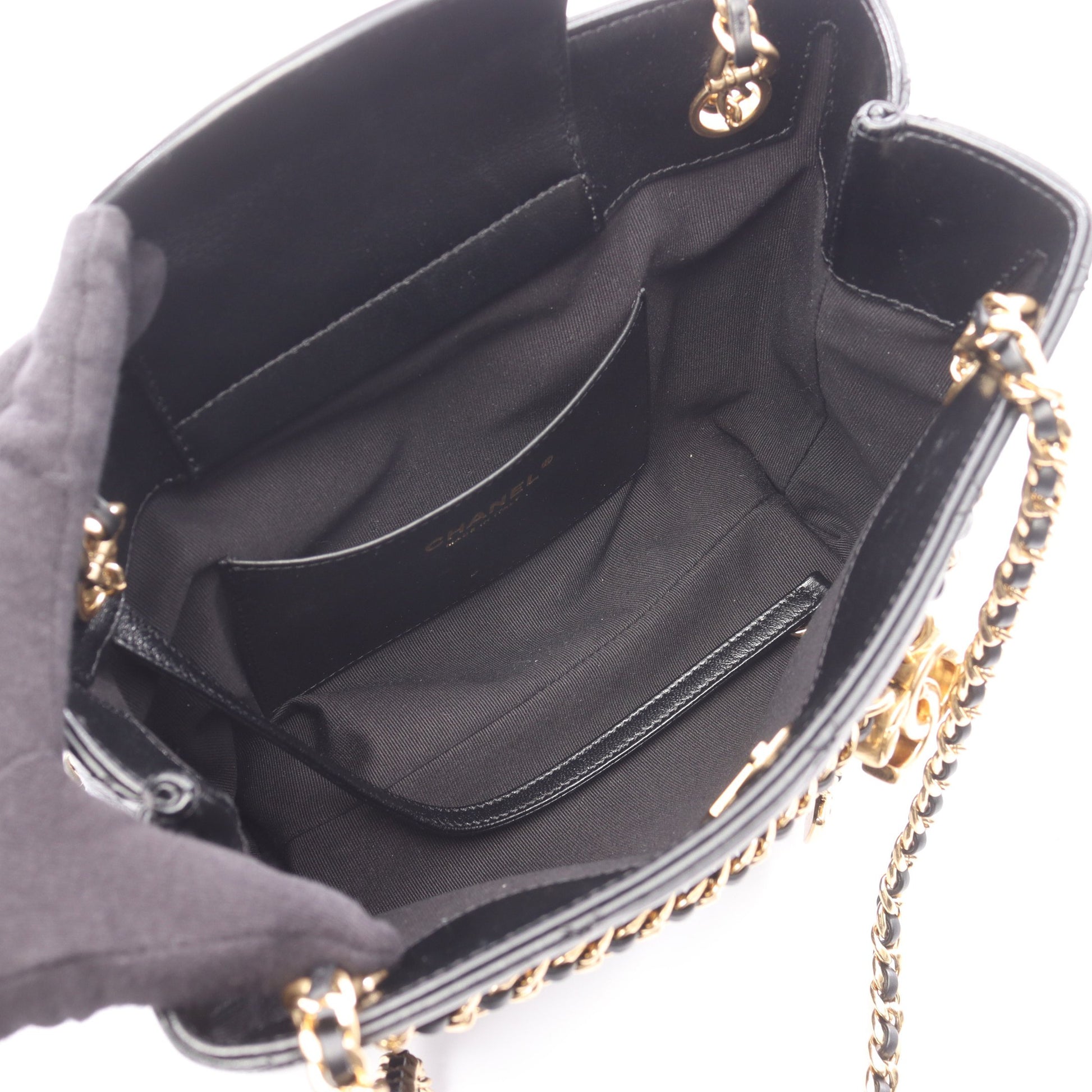 マトラッセ スモール ショッピングバッグ チェーンショルダーバッグ ラムスキン ブラック ゴールド金具 シャネル バッグ CHANEL