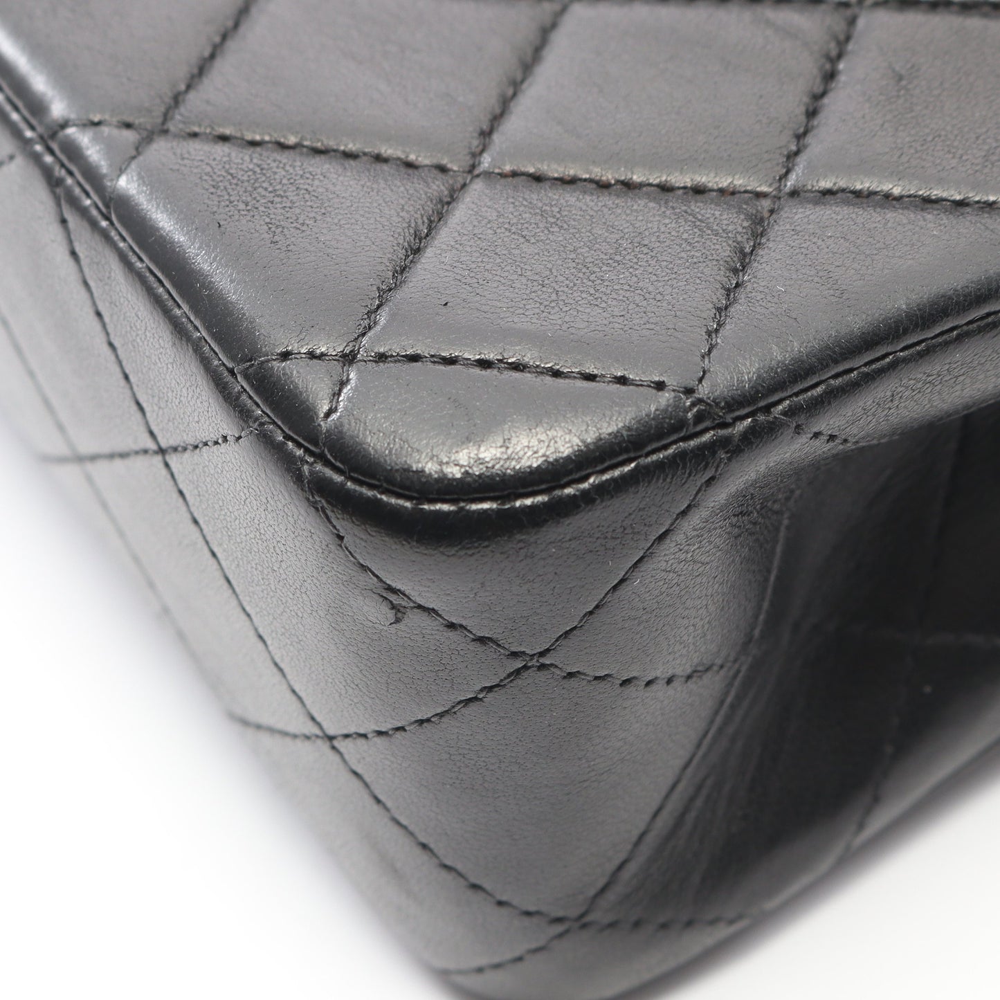 マトラッセ Wフラップ Wチェーンショルダーバッグ ラムスキン ブラック ゴールド金具 シャネル バッグ CHANEL