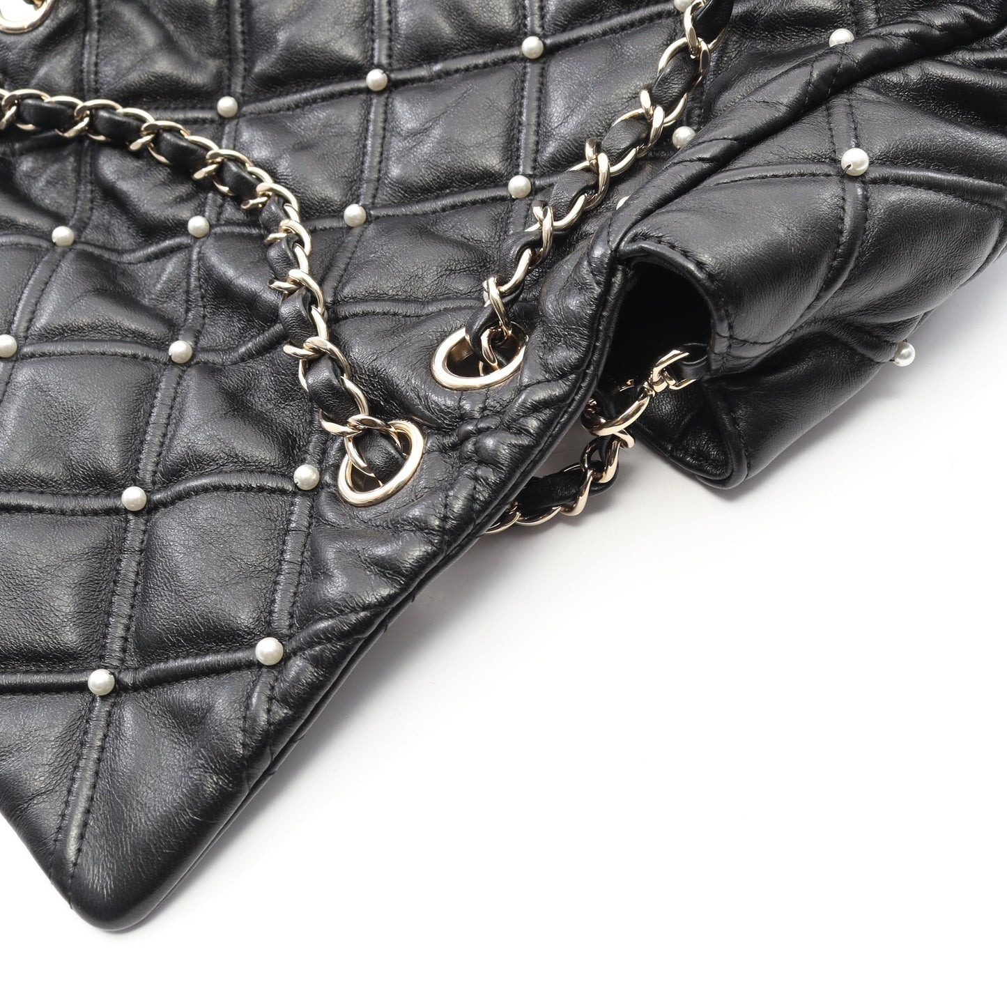 マトラッセ フェイクパール チェーンショルダーバッグ ラムスキン ブラック ゴールド金具 シャネル バッグ CHANEL