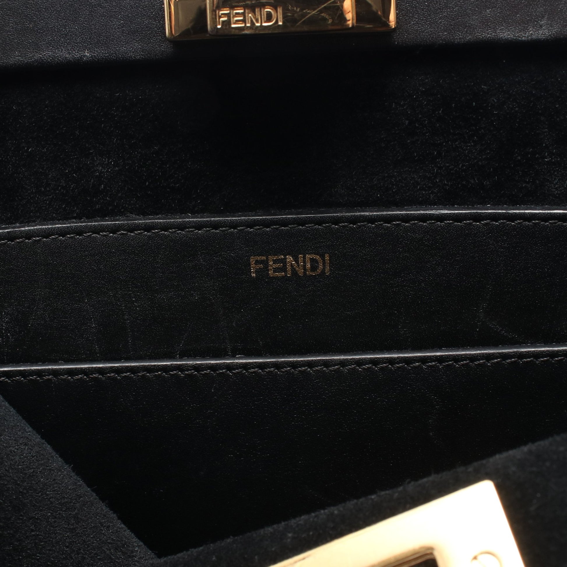 ピーカブー ソフト ミディアム ハンドバッグ レザー ブラック フェンディ バッグ FENDI