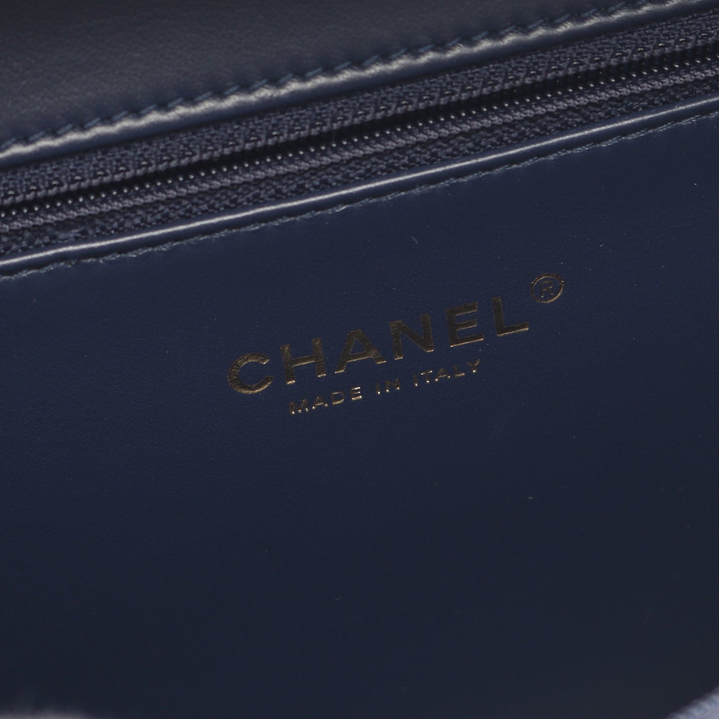 CCフィリグリー マトラッセ バニティ チェーンショルダーバッグ キャビアスキン ダークブルー ゴールド金具 2WAY シャネル バッグ CHANEL