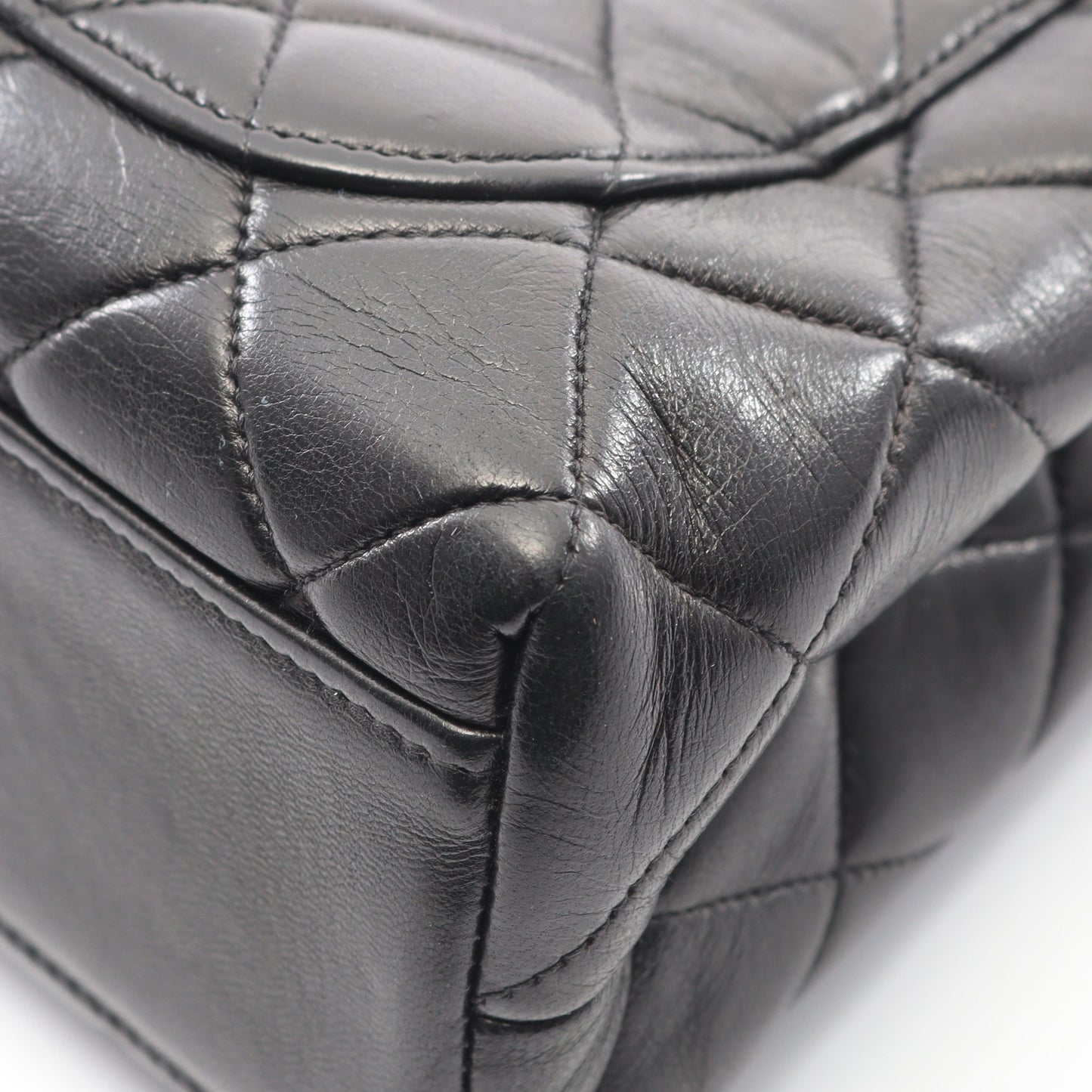 マトラッセ ハンドバッグ ラムスキン ブラック ゴールド金具 シャネル バッグ CHANEL