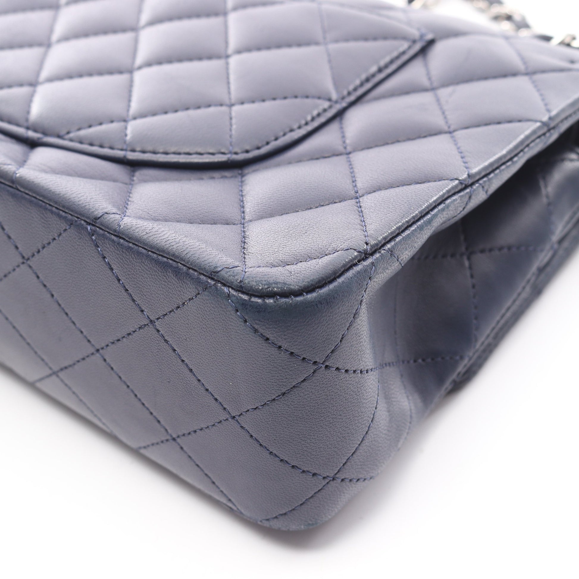 マトラッセ Wフラップ Wチェーンショルダーバッグ ラムスキン ネイビー シルバー金具 シャネル バッグ CHANEL