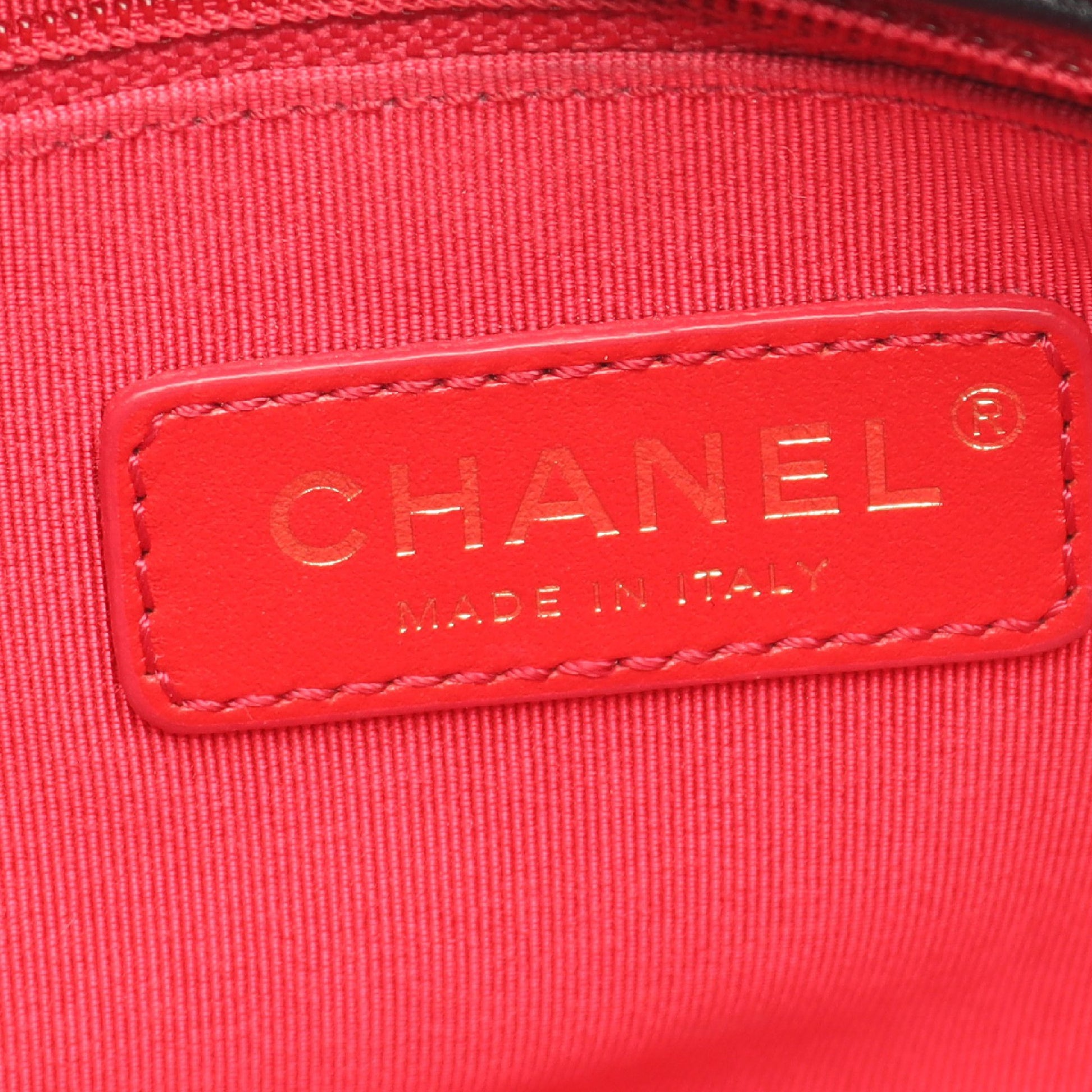 マトラッセ ロゴ チェーンショルダーバッグ ラムスキン ブラック ゴールド金具 シャネル バッグ CHANEL