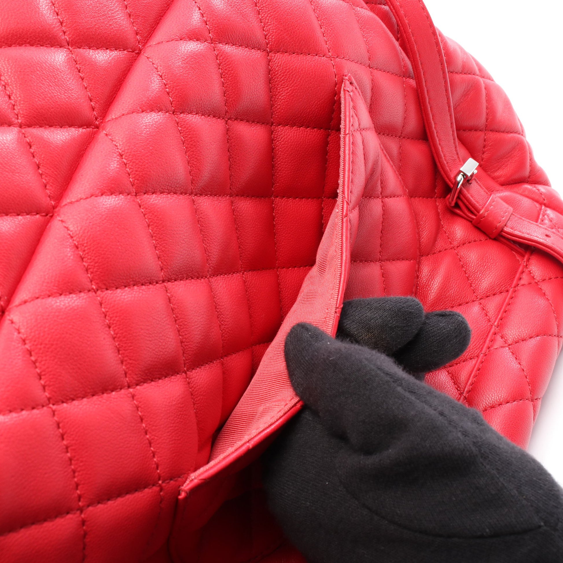 マトラッセ バックパック リュックサック ラムスキン レッド シルバー金具 シャネル バッグ CHANEL